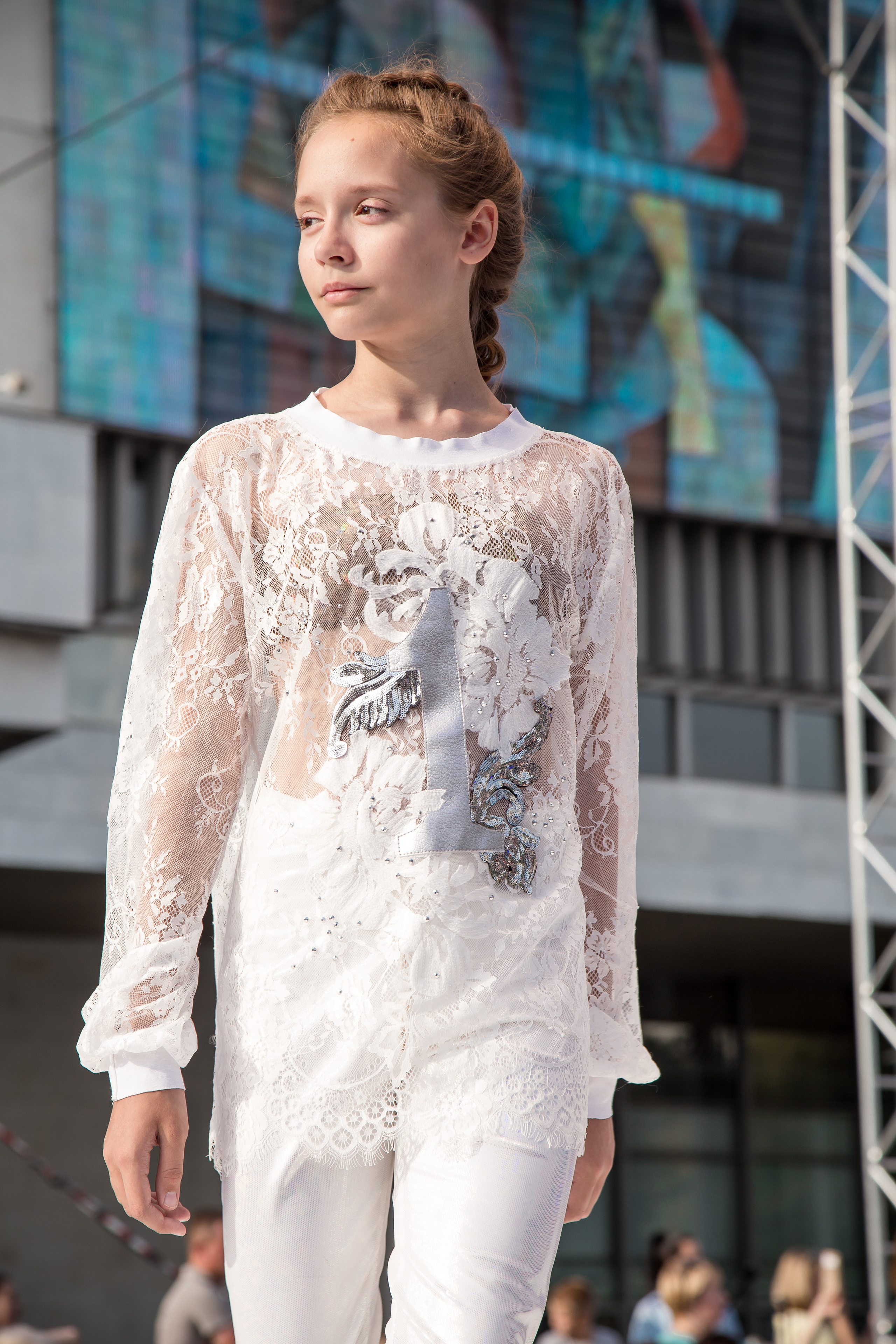 МОДНЫЙ ПОКАЗ К ДНЮ ГОРОДА. Свадебный Семейный Репортажный фотограф в Москве