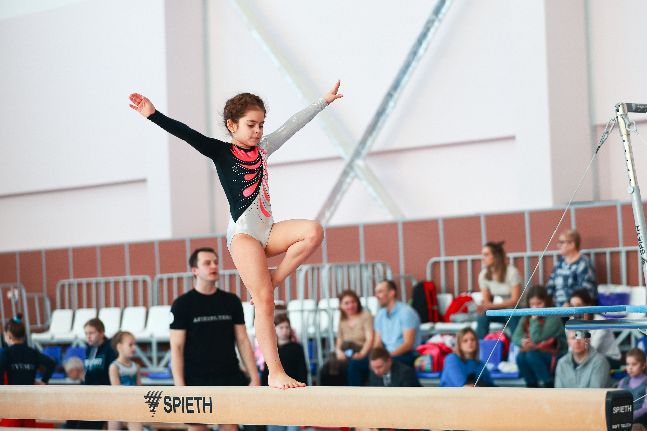 Первенство Тюмени по спортивной гимнастике. MIG — студия спортивной фотографии Михаила Голянского