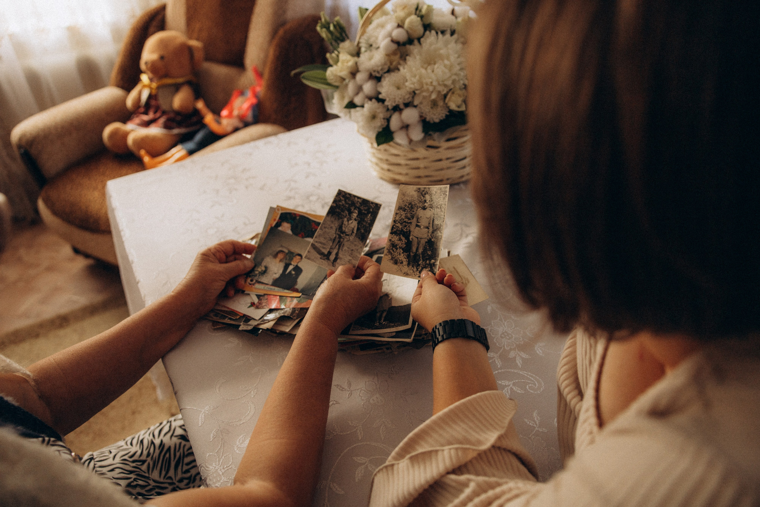Аня и бабушка. Семейный фотограф Губкин/Старый Оскол