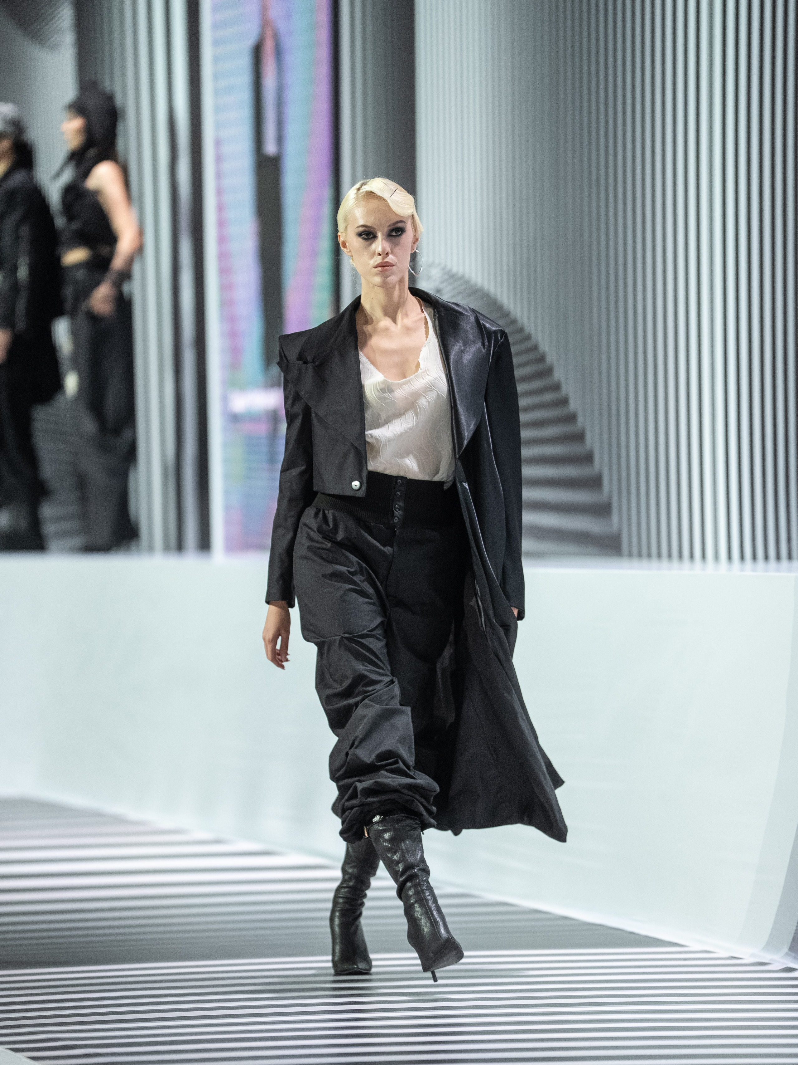 New Generation-OPEN WAY. Сайт Алматинского НЮ АРТ, будуар и фэшн фотографа Дениса Карпенко