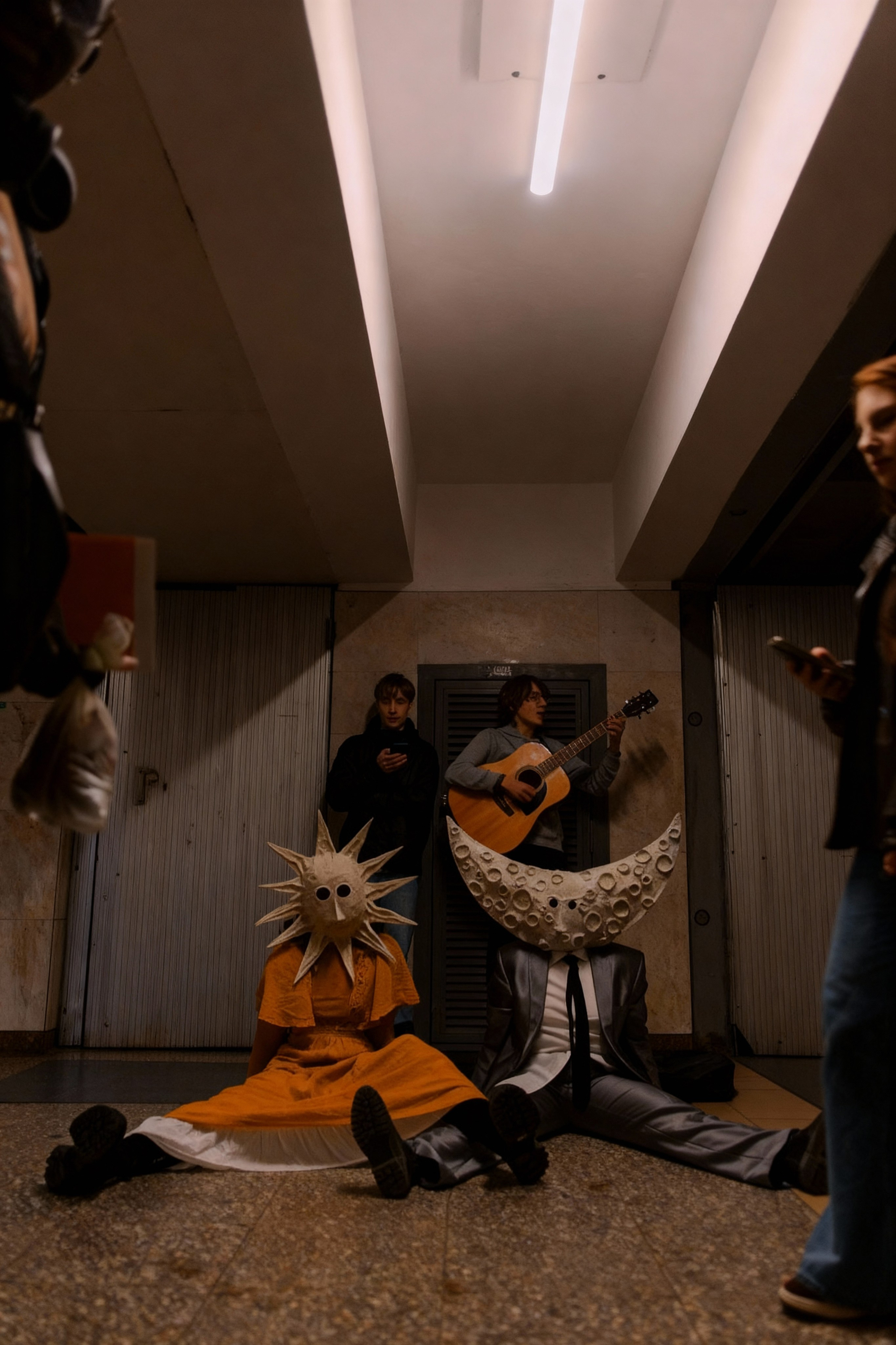 Земные Солнце и Месяц