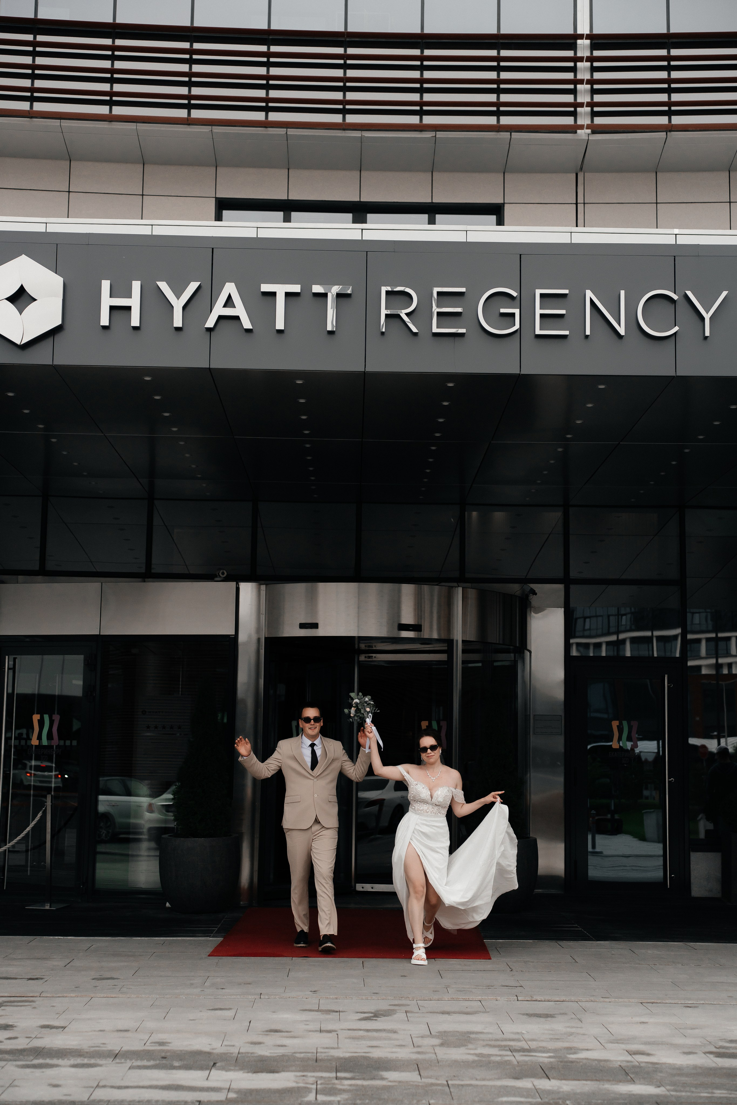 Кадры молодожен. Фотограф в Екатеринбурге Семен Китаев