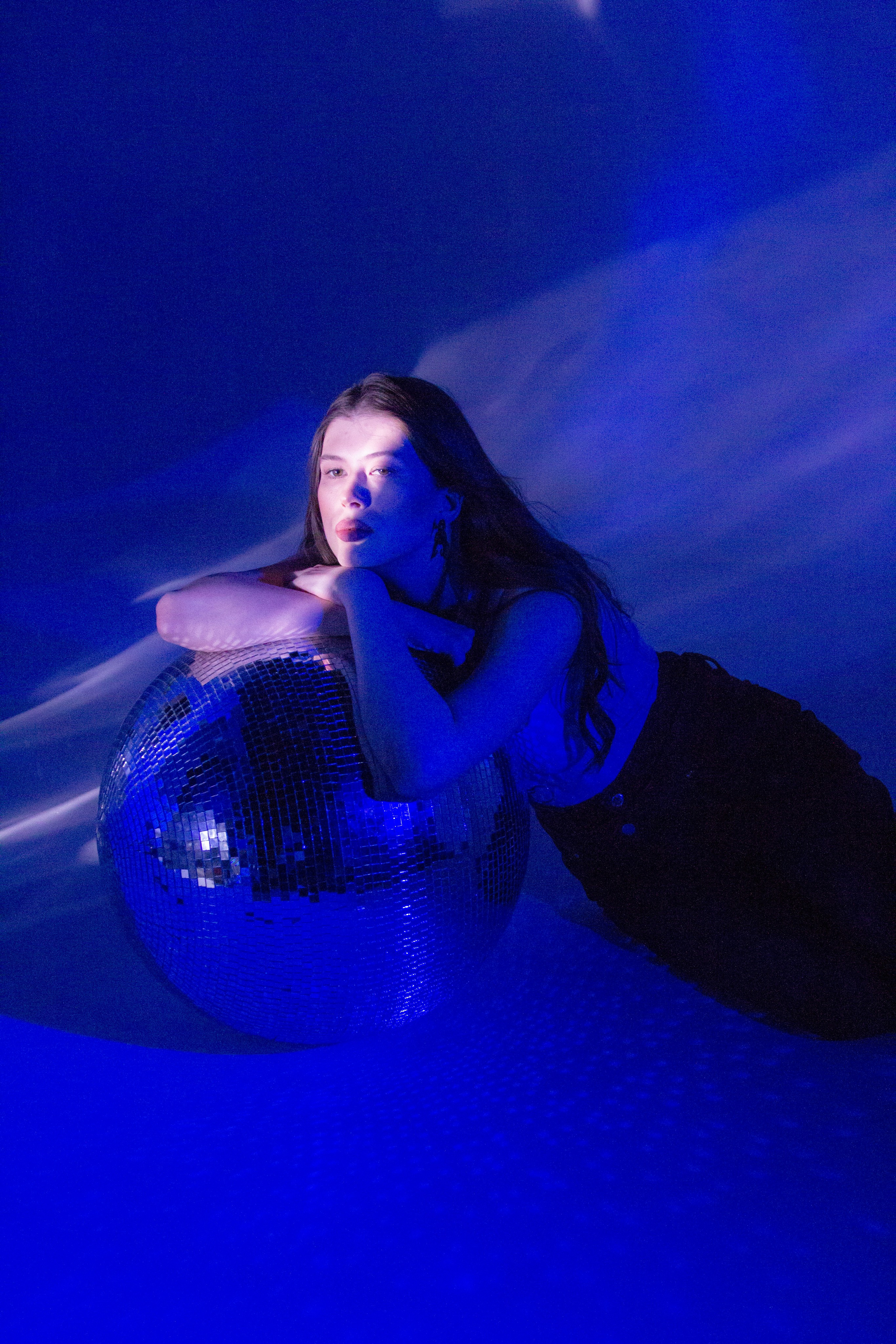 С дискошаром. Портретный фотограф в Москве и Московской области Гнутиков Сергей