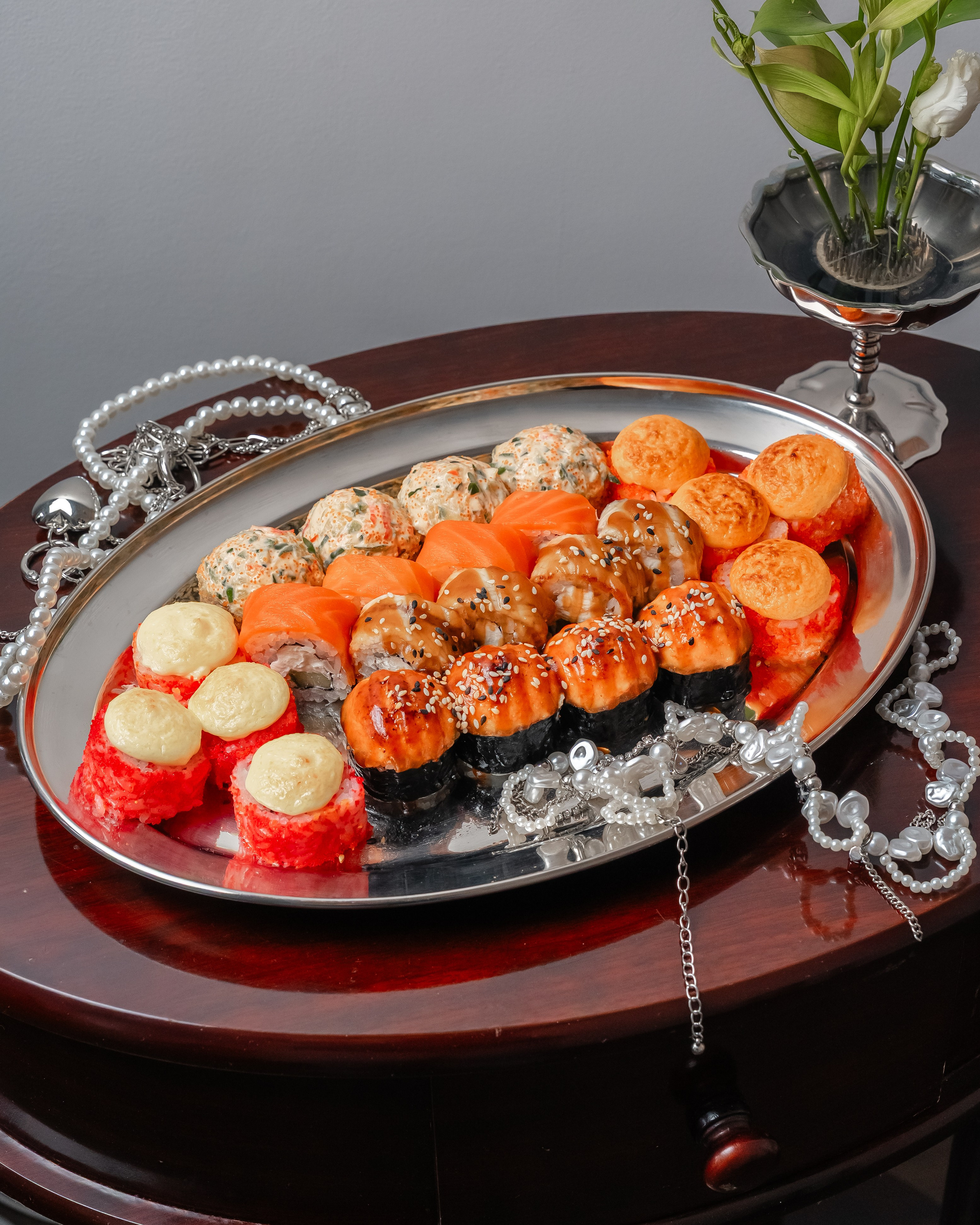 Sushi House. Фотограф и видеограф в Улан-Удэ: Аюна Габагуева и Артём Шаханов