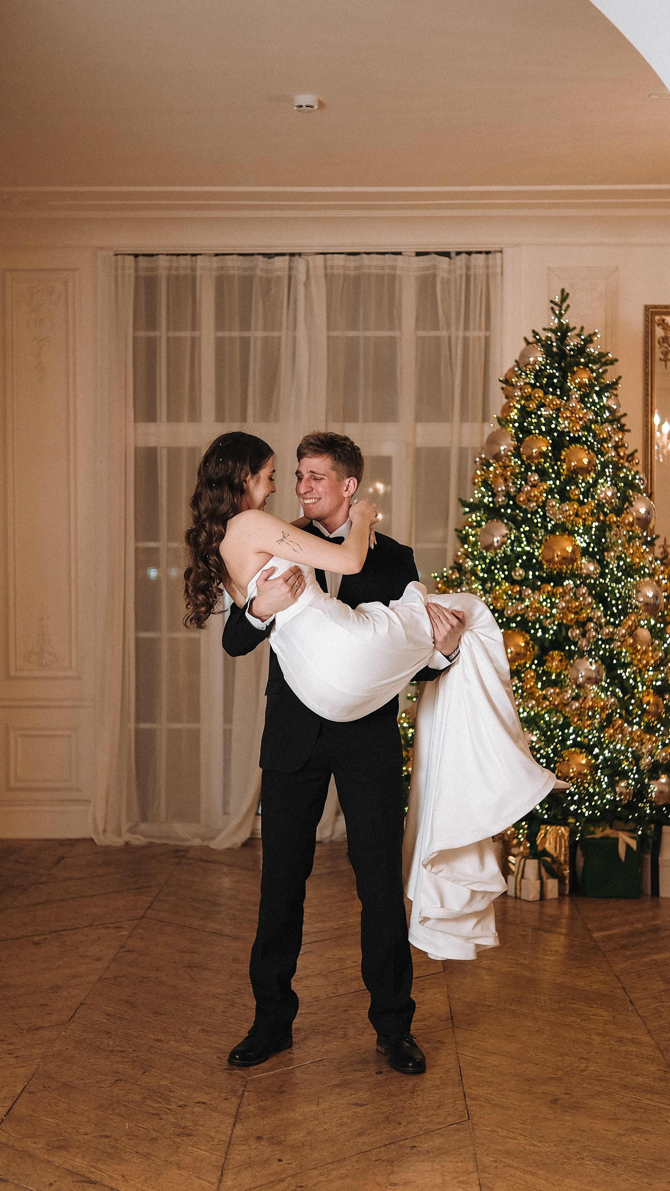 Ульяна & Коля. Загс Петроградского района. Phdkvmr.ru