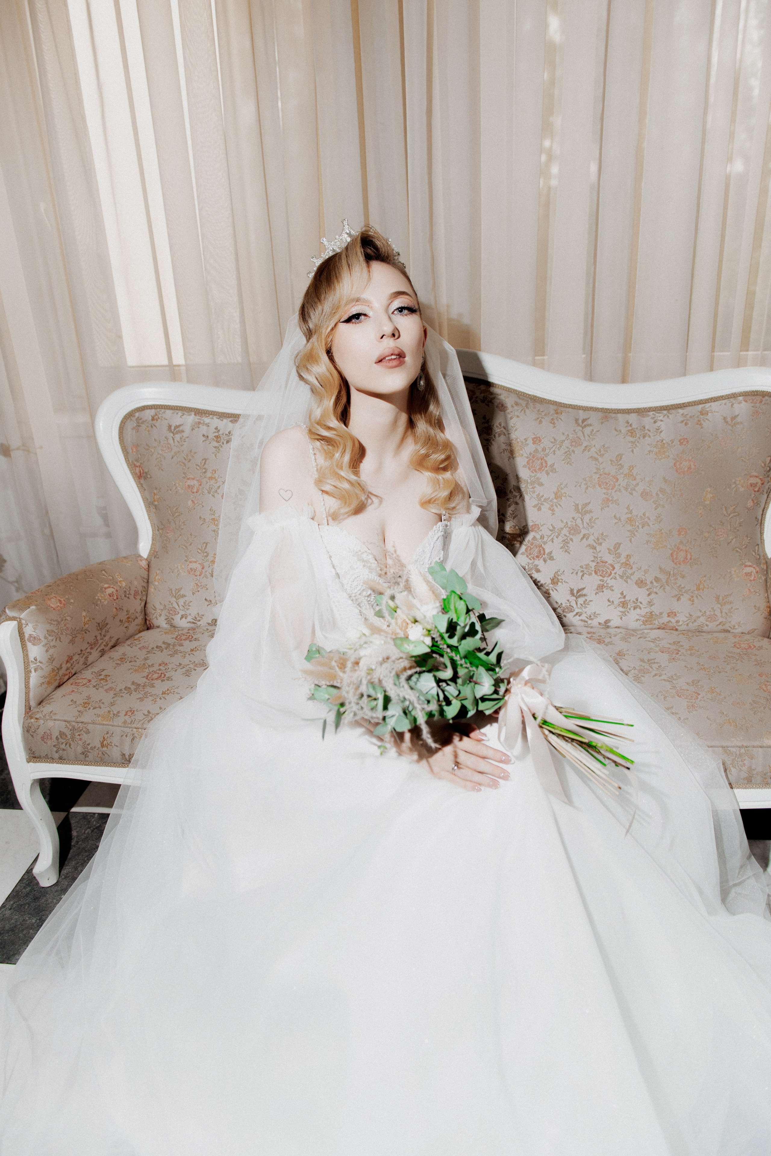 Комната невесты в загсе Железнодорожного