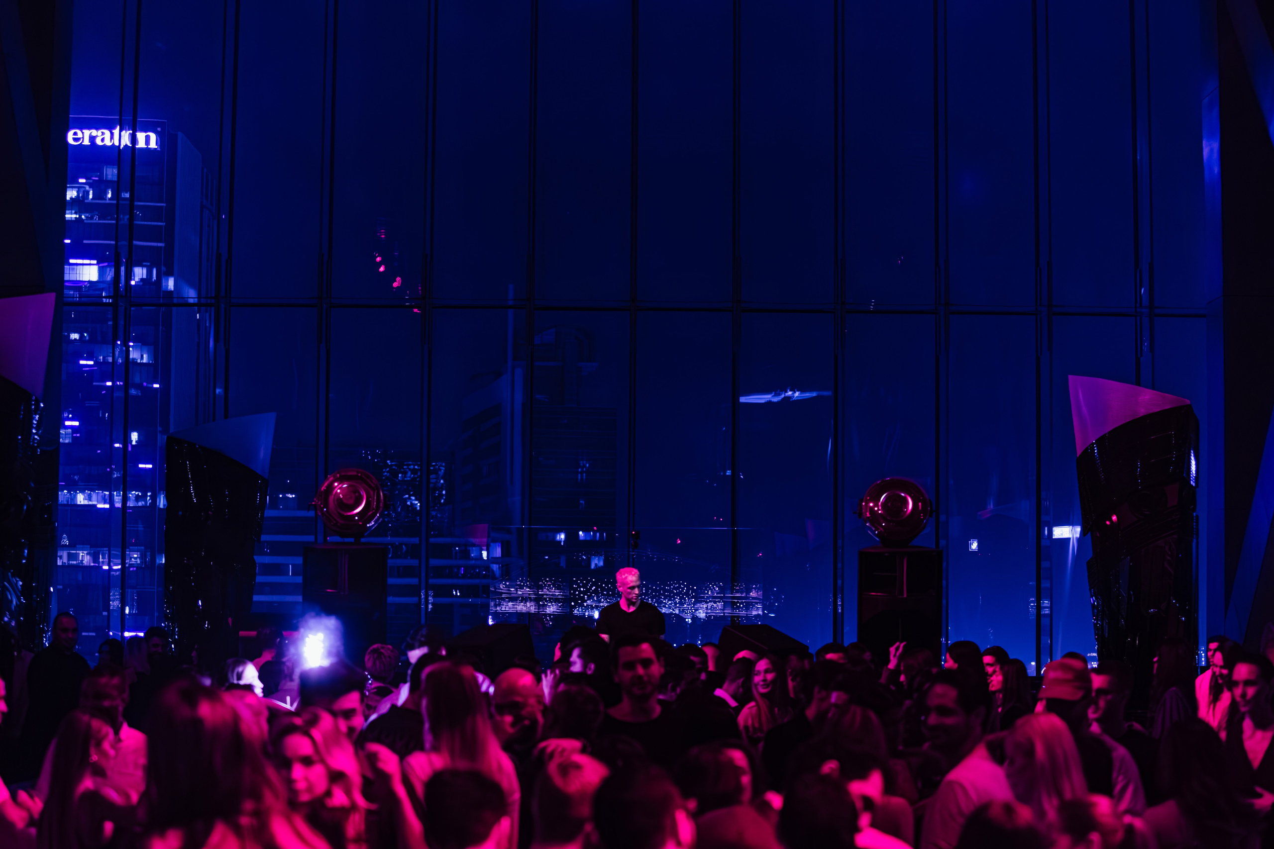 Twilight Party at Sphere Dubai — Nightlife Photography. Evgen Yatsenko — Photographer in Dubai