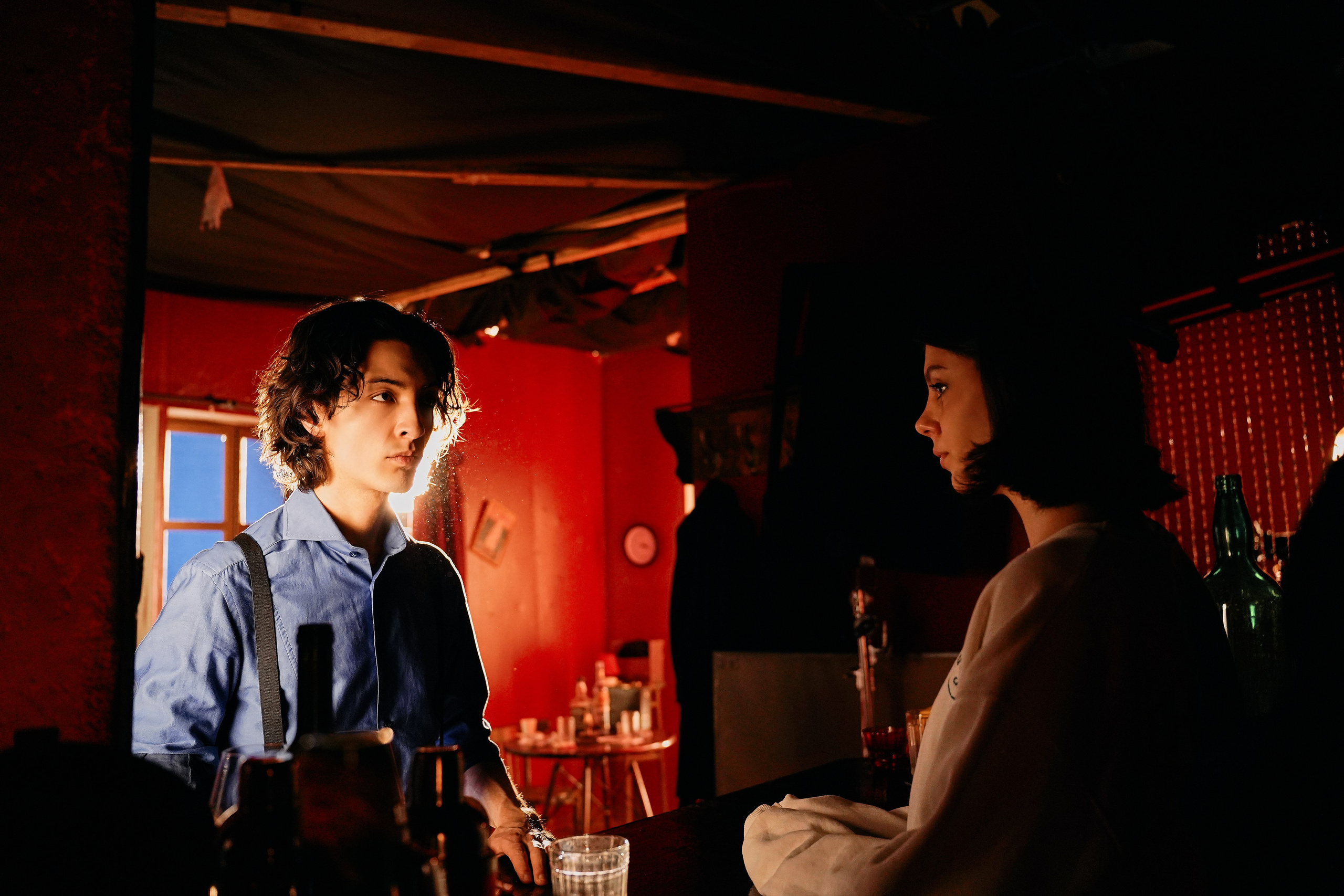 БЭКИ со съемок. Фотограф