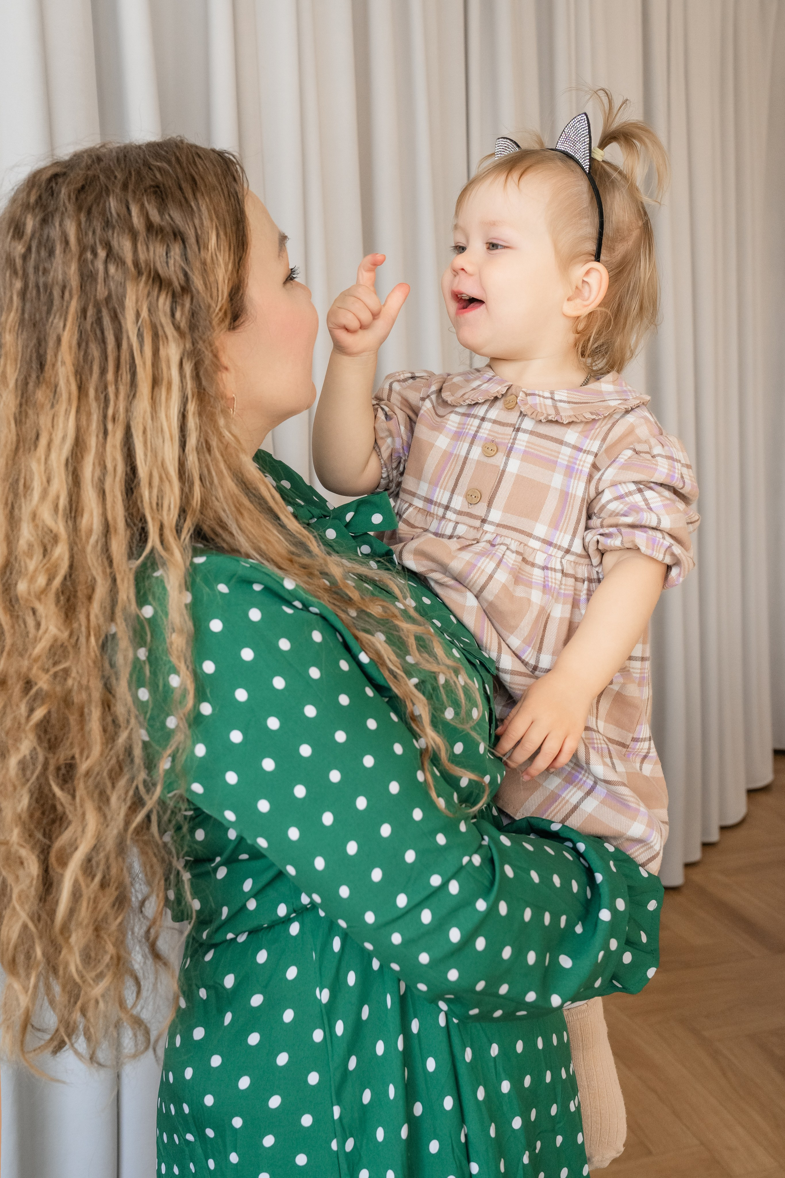 Мама и дочь. Фотограф и видеограф в Улан-Удэ: Аюна Габагуева и Артём Шаханов