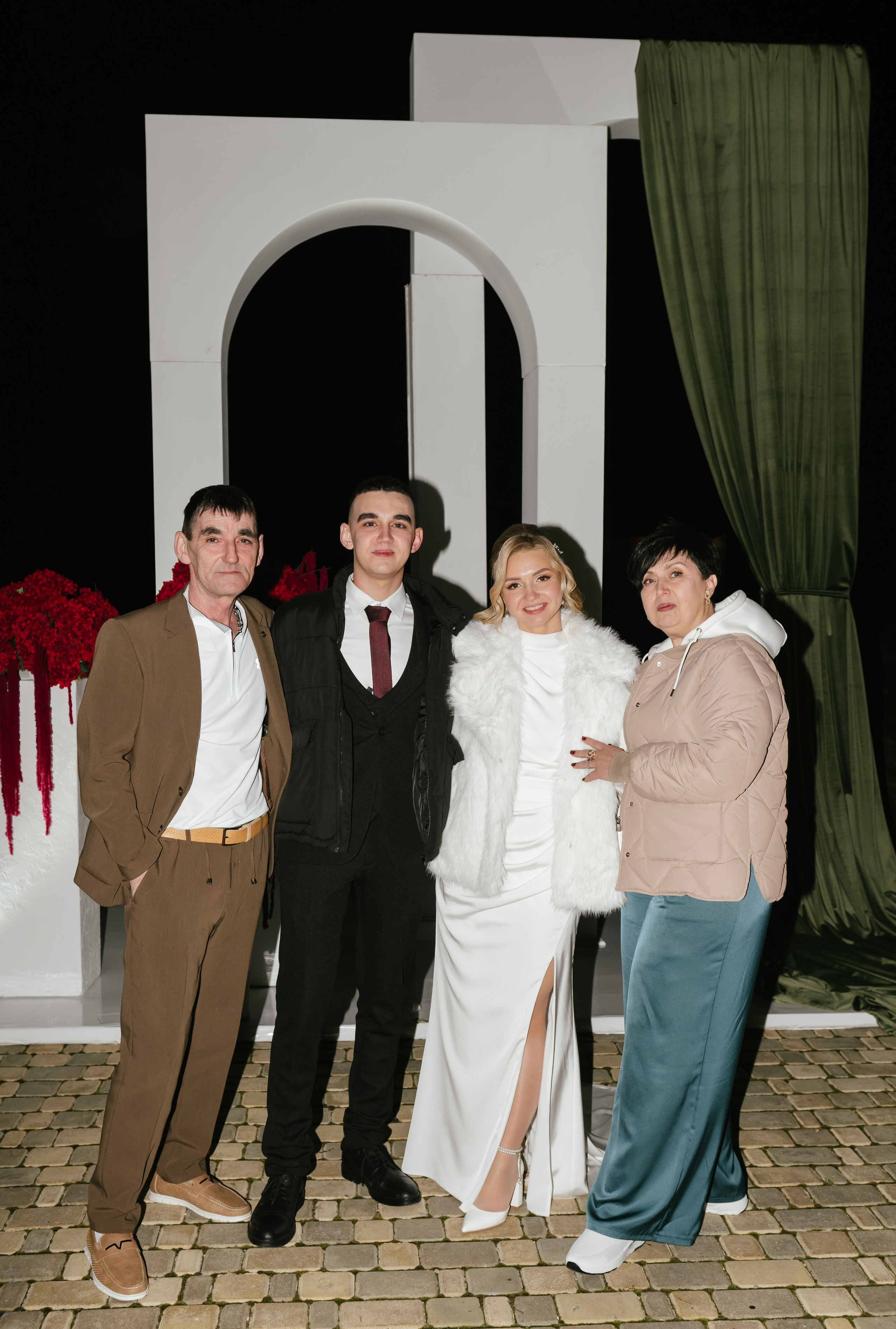 20.02.26. Свадебный, женский, семейный фотограф в Севастополе Юлия Мошенко