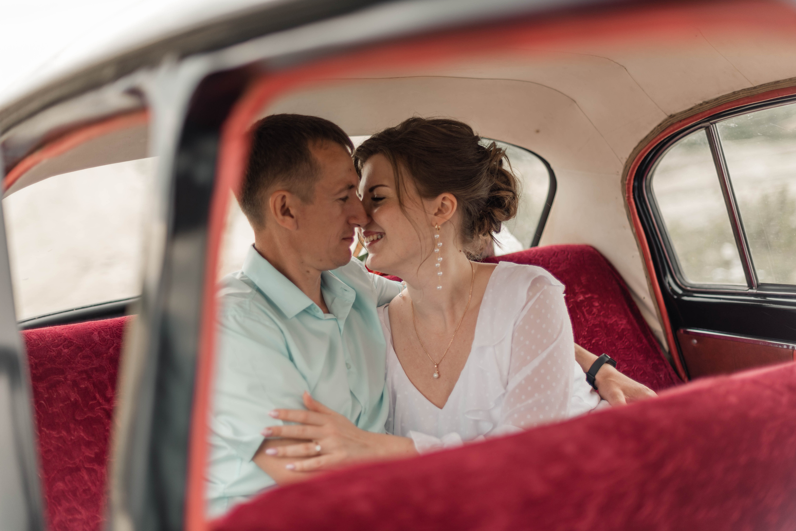 Sergey & Elena. Доброго времени суток! Меня зовут Куличкова Юлия — я фотограф Ваших эм