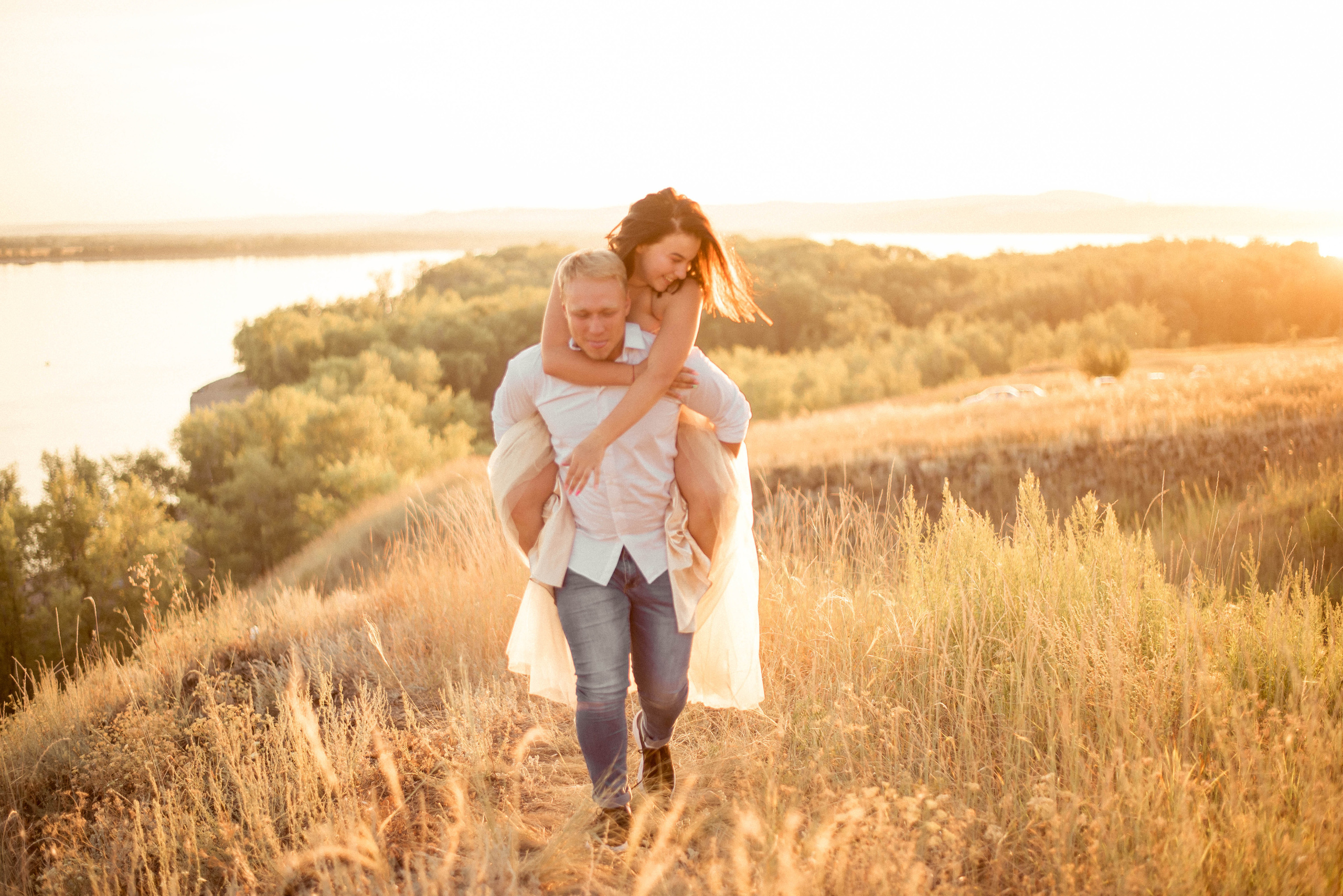 Aleksandr & Mariya. Доброго времени суток! Меня зовут Куличкова Юлия — я фотограф Ваших эм