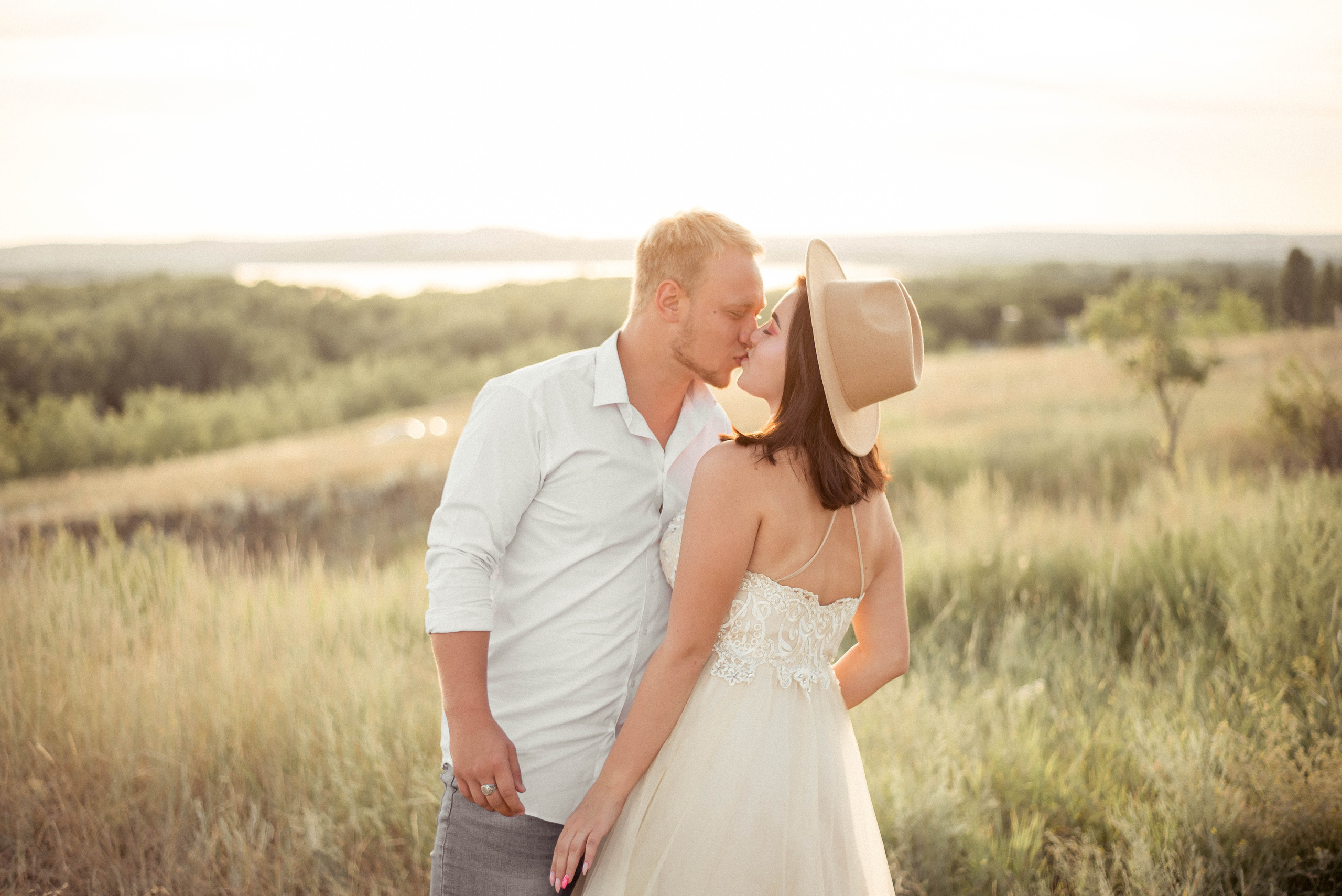 Aleksandr & Mariya. Доброго времени суток! Меня зовут Куличкова Юлия — я фотограф Ваших эм
