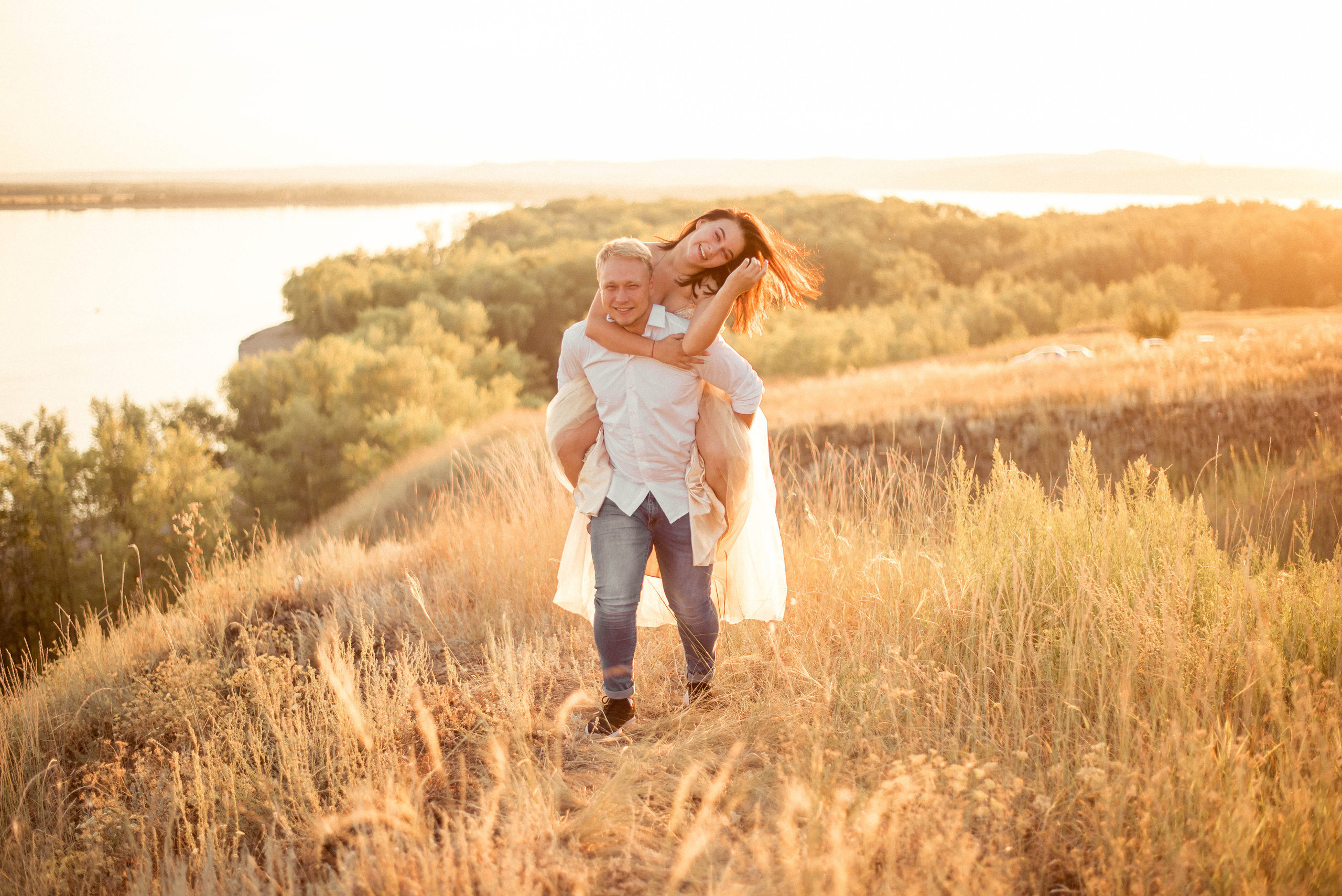Aleksandr & Mariya. Доброго времени суток! Меня зовут Куличкова Юлия — я фотограф Ваших эм
