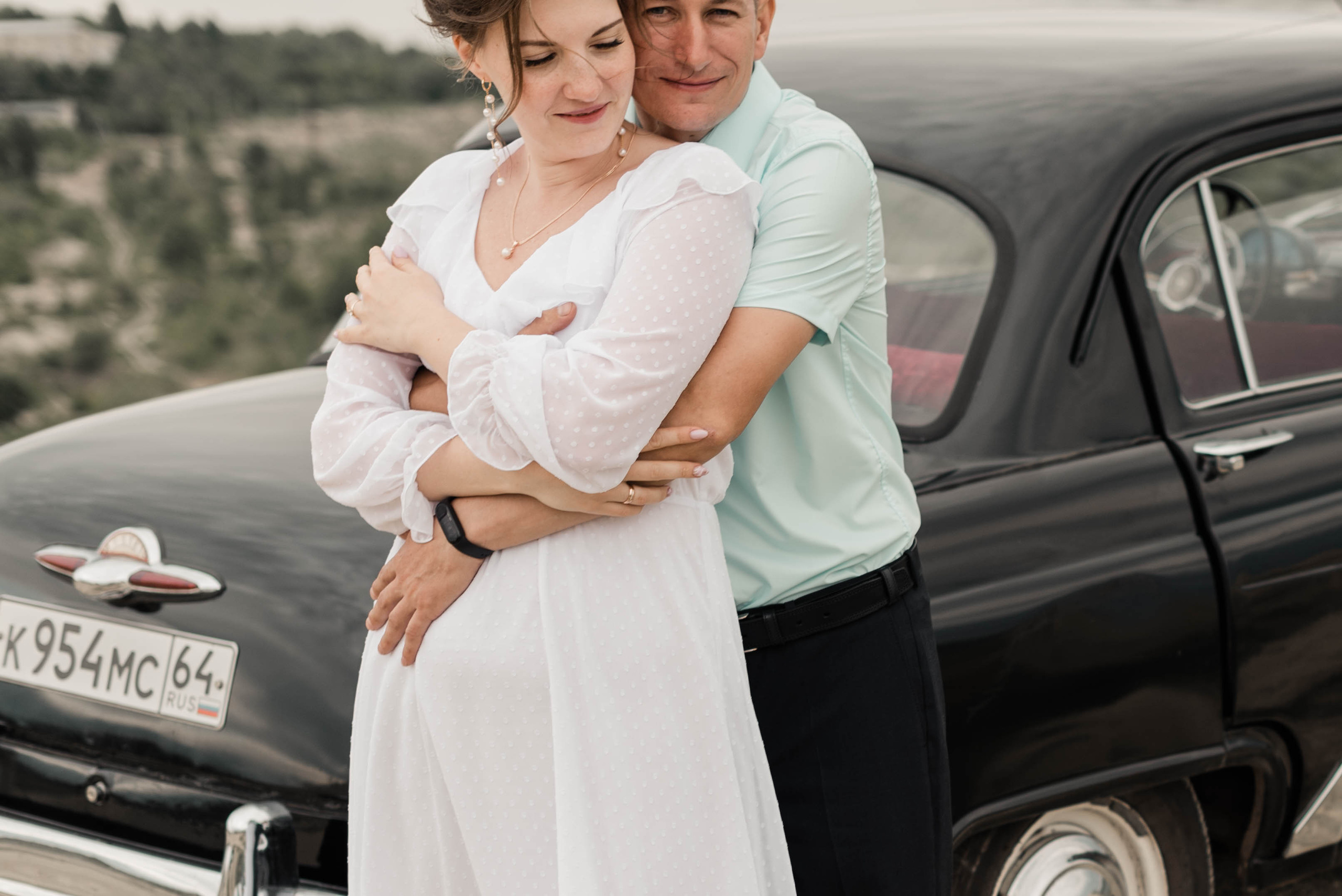 Sergey & Elena. Доброго времени суток! Меня зовут Куличкова Юлия — я фотограф Ваших эм