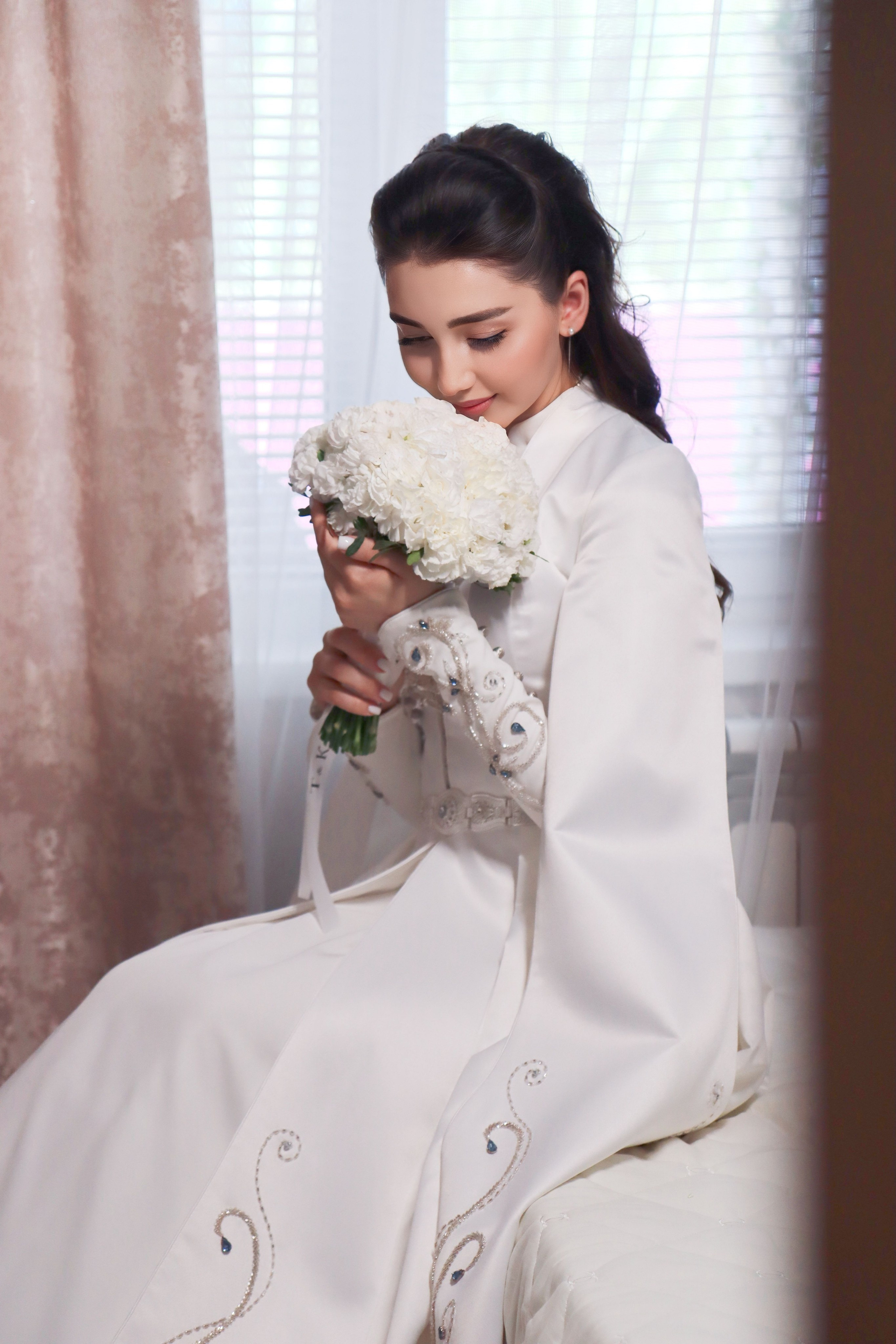 Тенгиз и Карина. Zuleta.Go