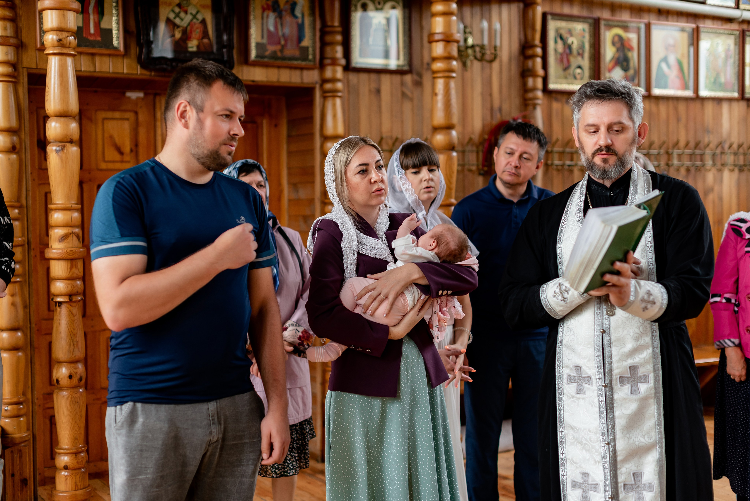 Крещение Ксении. Фотограф Татьяна Иванчикова