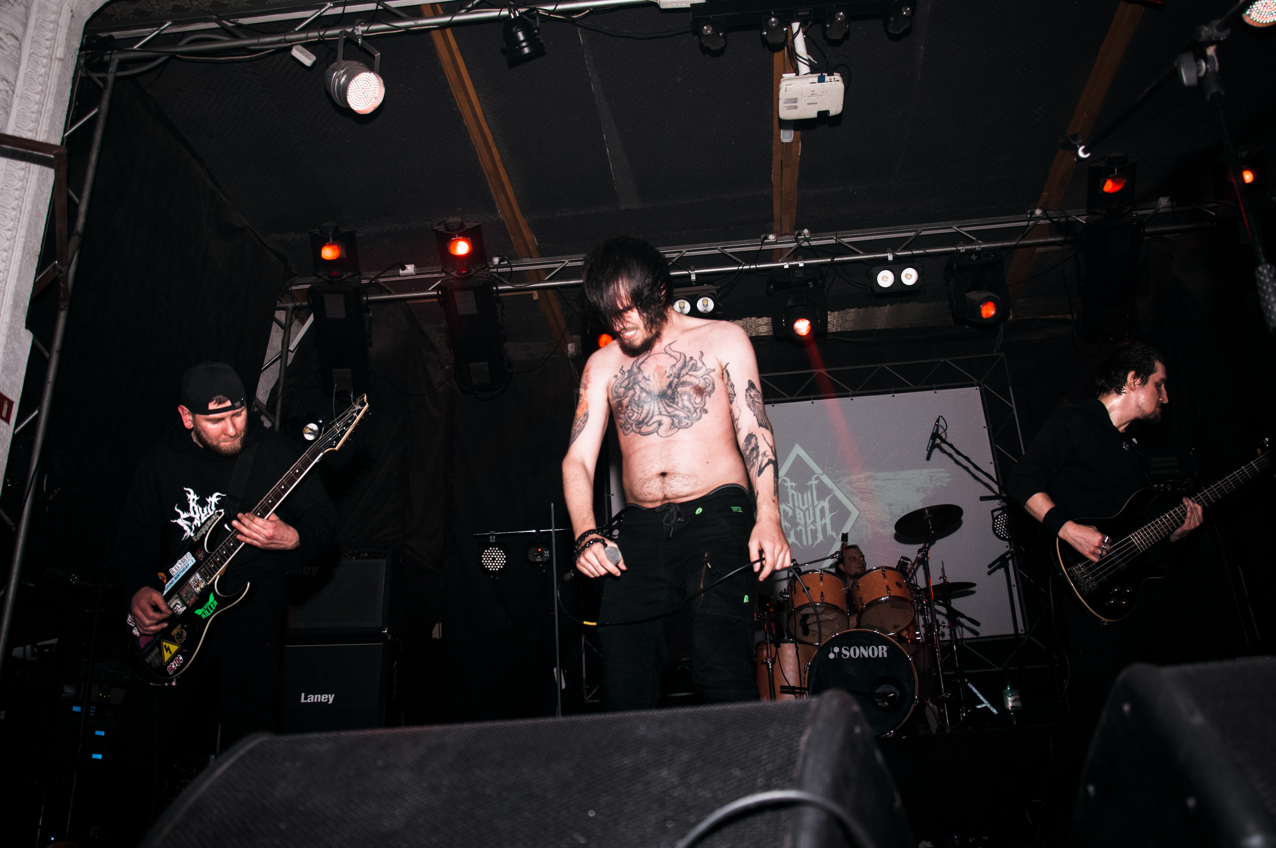 Металл1. Репортажный фотограф в Симферополе Зареев Иван