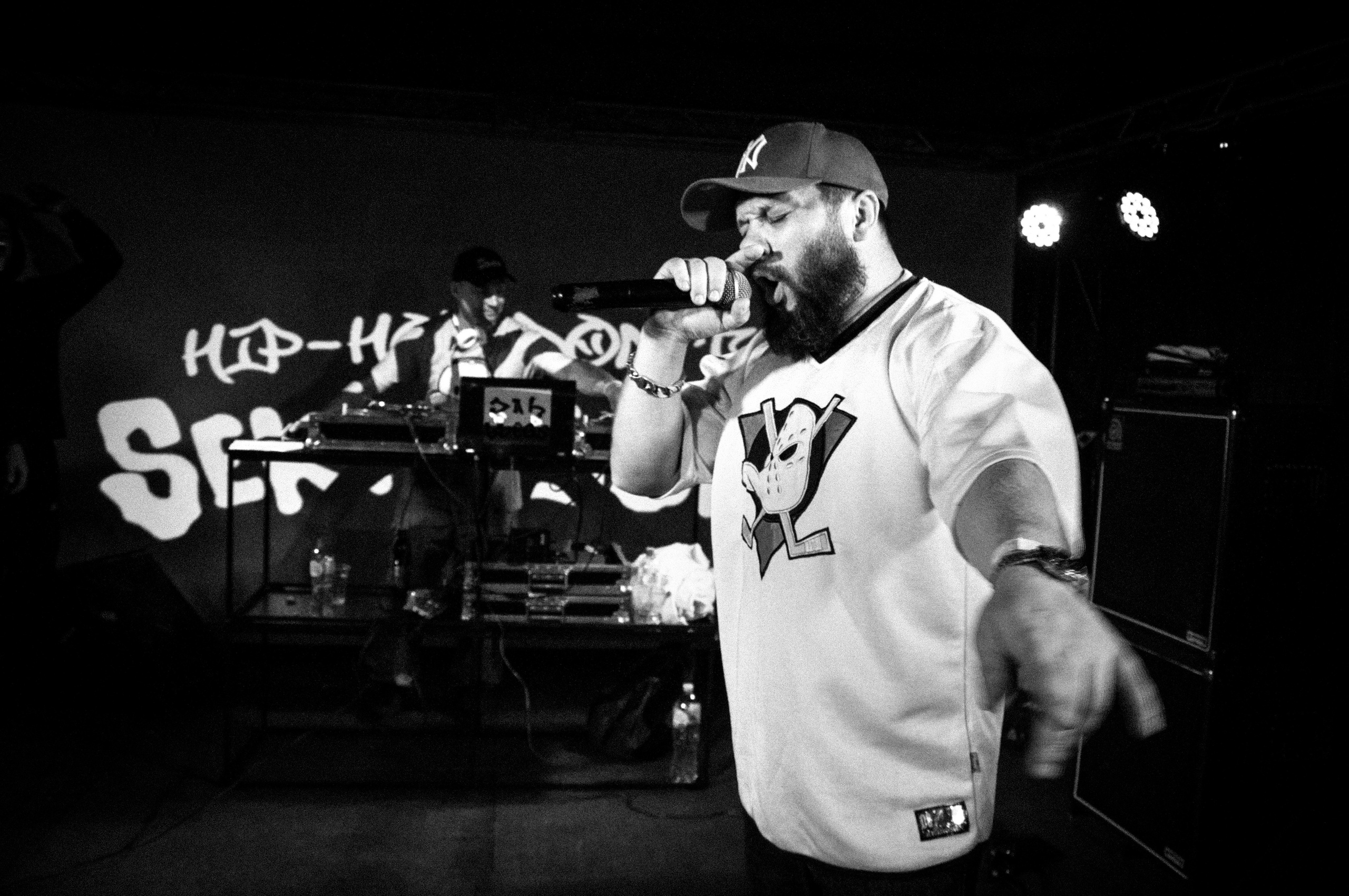 Рэп1. Репортажный фотограф в Симферополе Зареев Иван