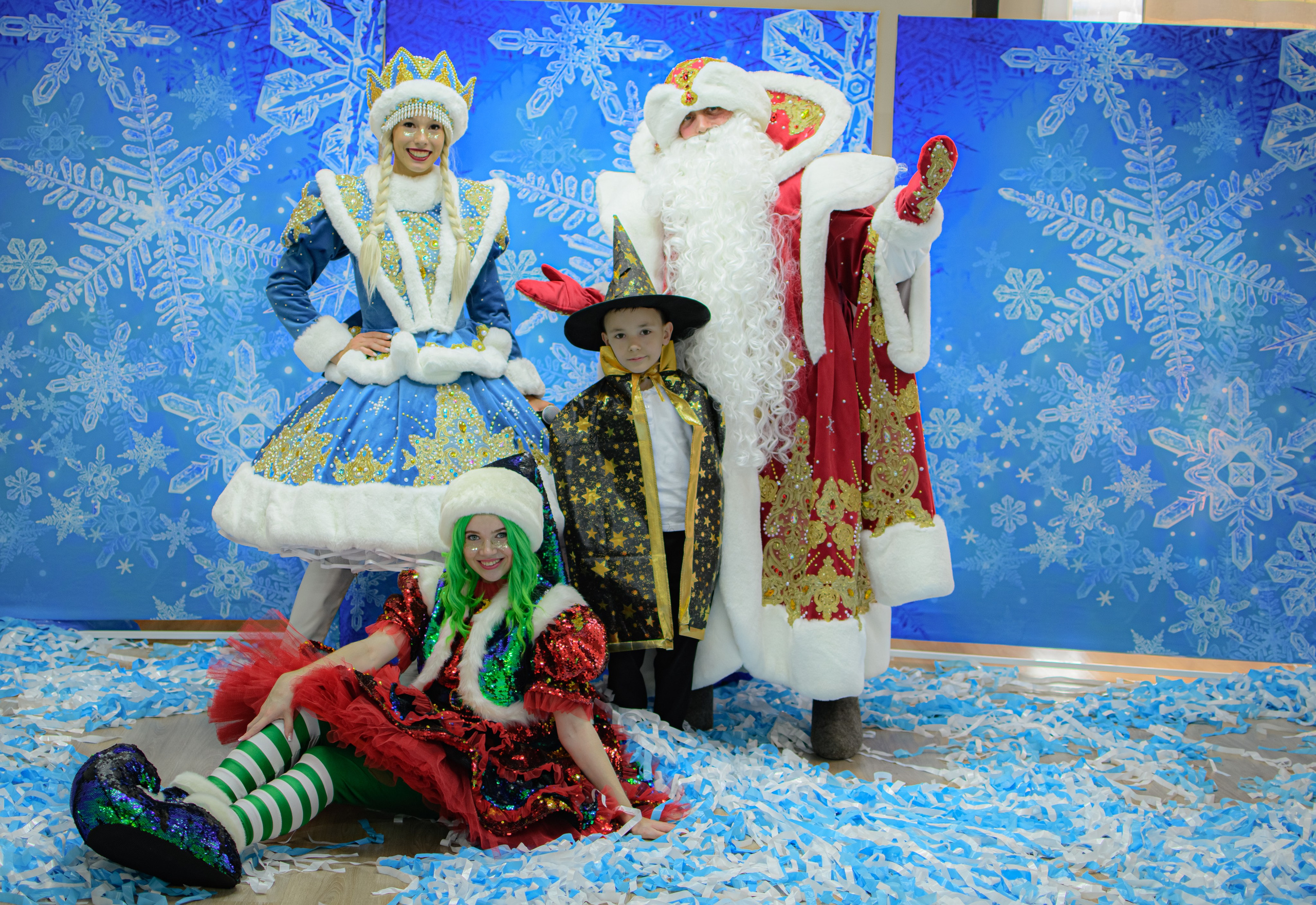 HAPPY NEW YEAR. Photokarish