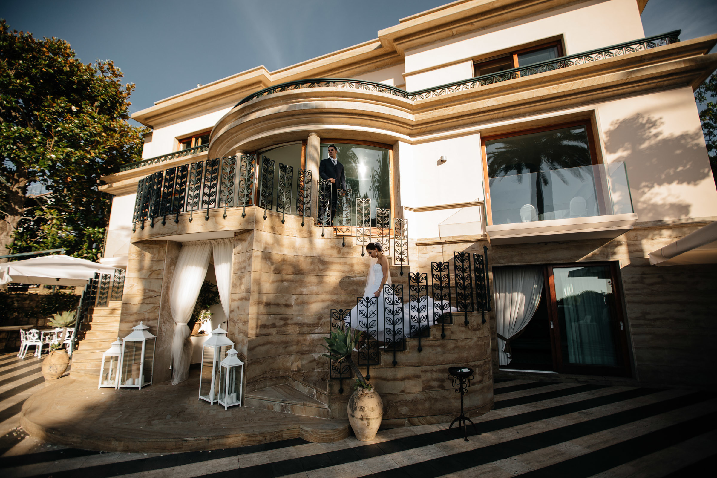 Wedding in Italy, in the romantic city of Sorrento. Worldwide Wedding Photography Demskoy Studio