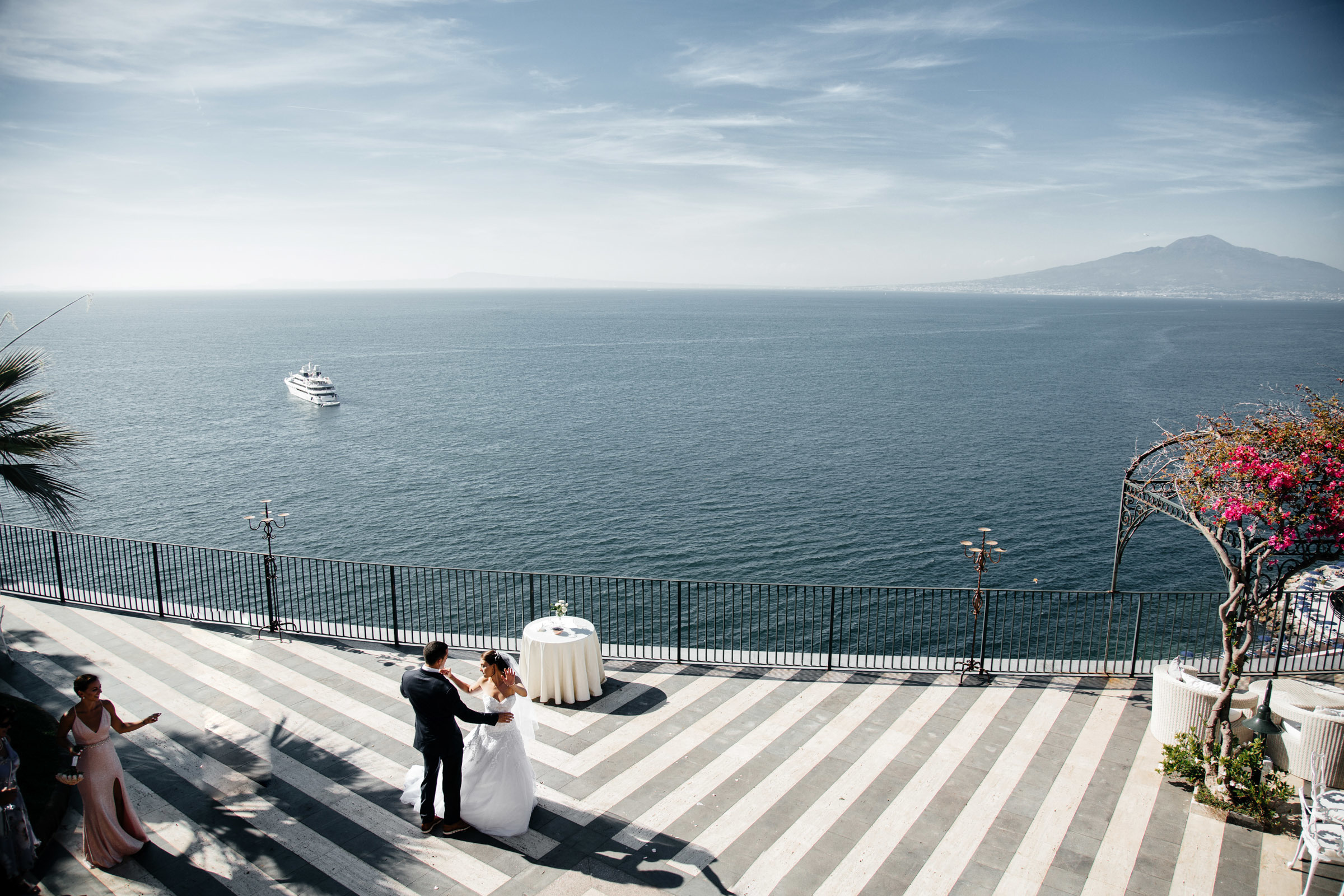 Wedding in Italy, in the romantic city of Sorrento. Worldwide Wedding Photography Demskoy Studio