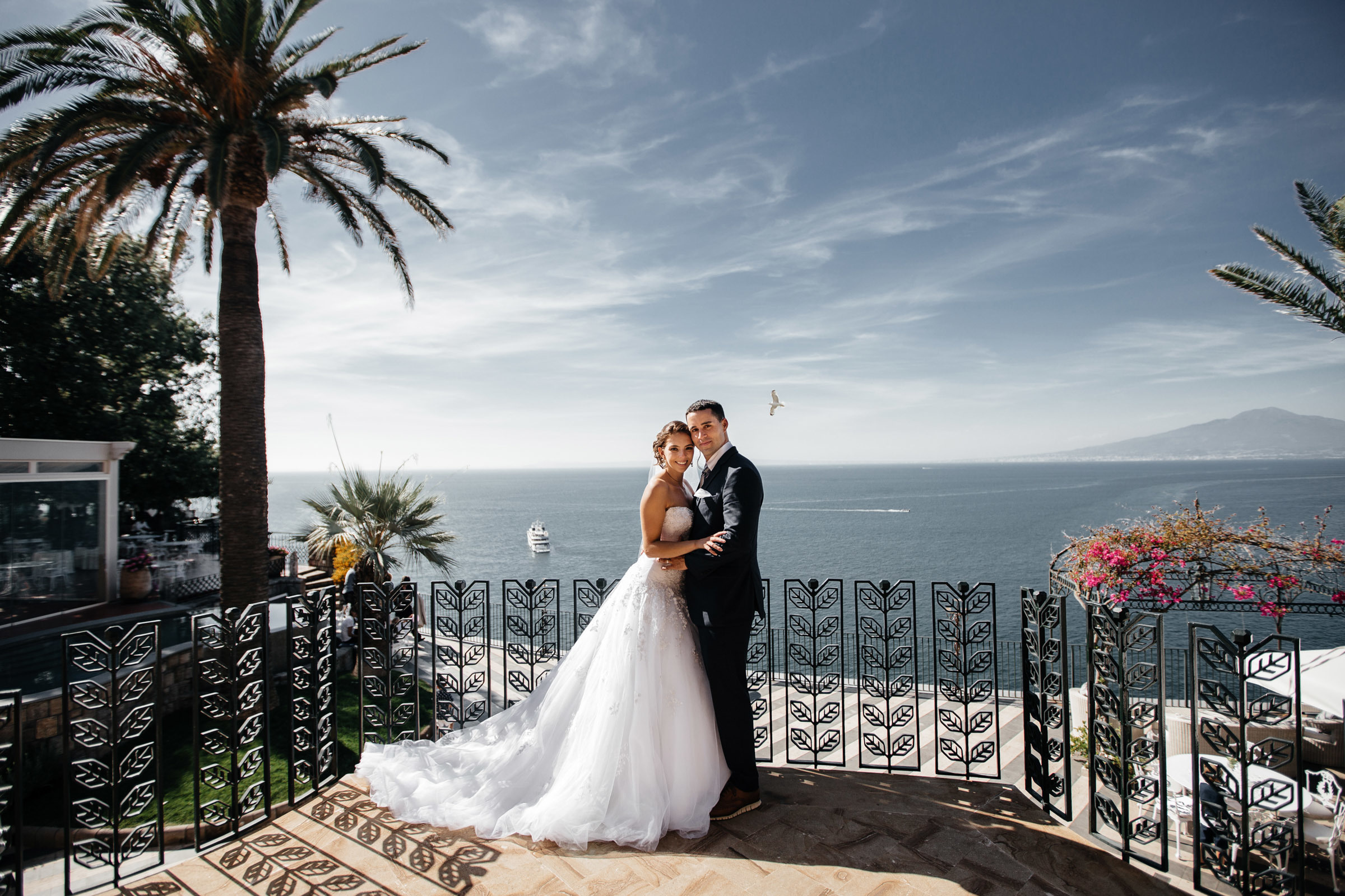 Wedding in Italy, in the romantic city of Sorrento. Worldwide Wedding Photography Demskoy Studio