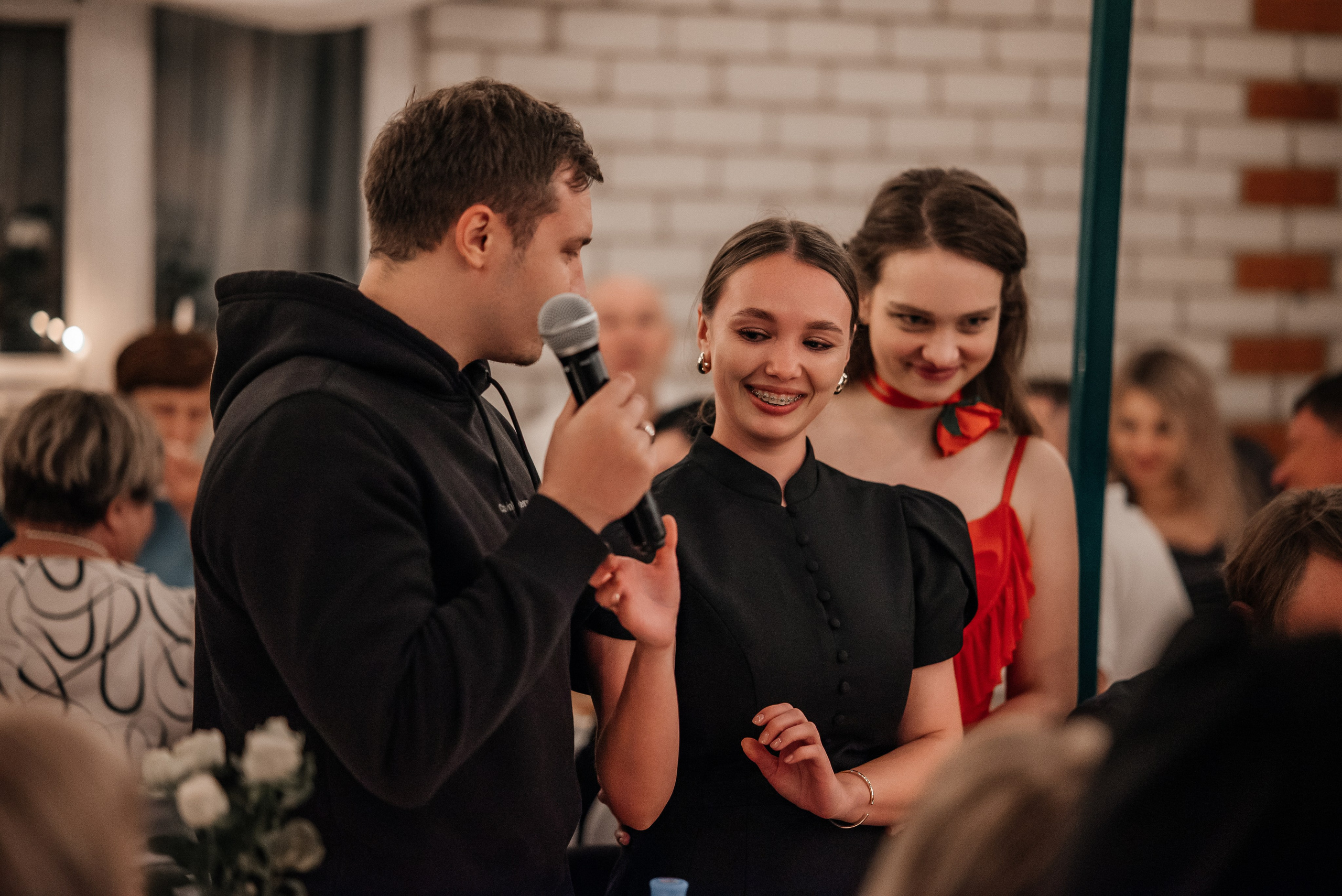 «Свадьба Даши и Артема». Школьный фотограф в Валуйках. Фотосессии для выпускников и изготовление выпускных альбомов в городе Валуйки и в Белгородской области