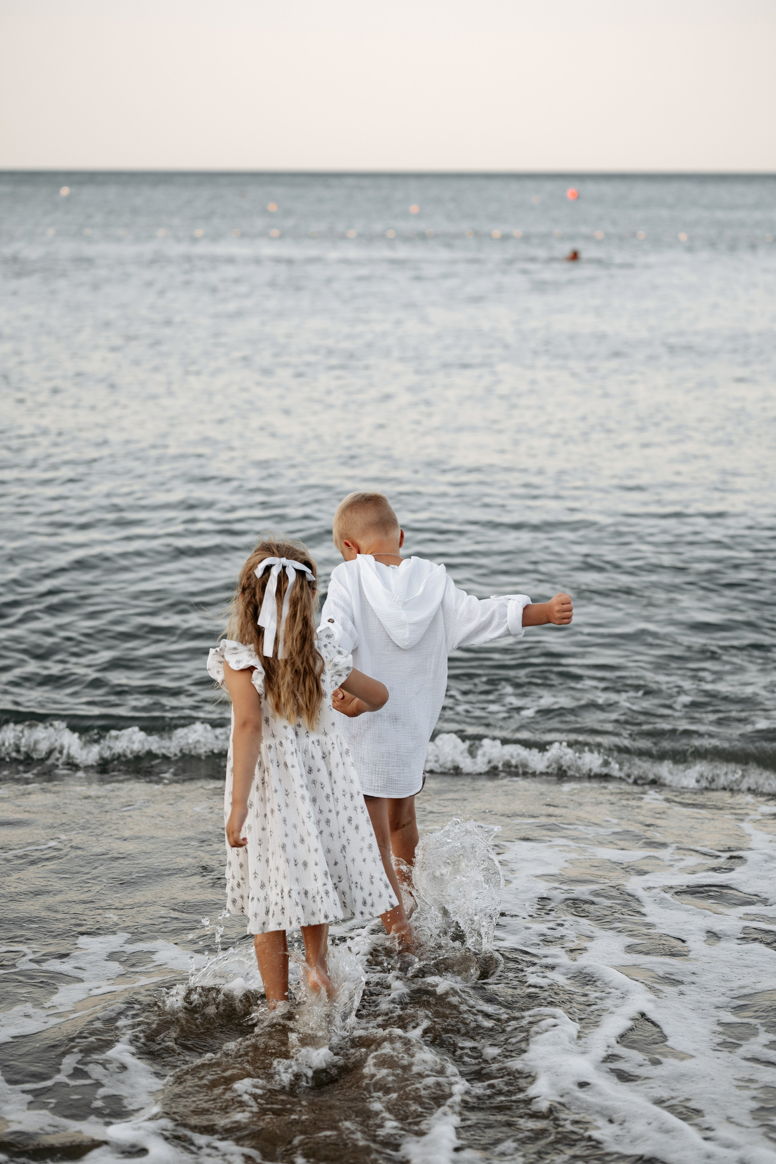 фотосессия с детьми на пляже Геленджик лето