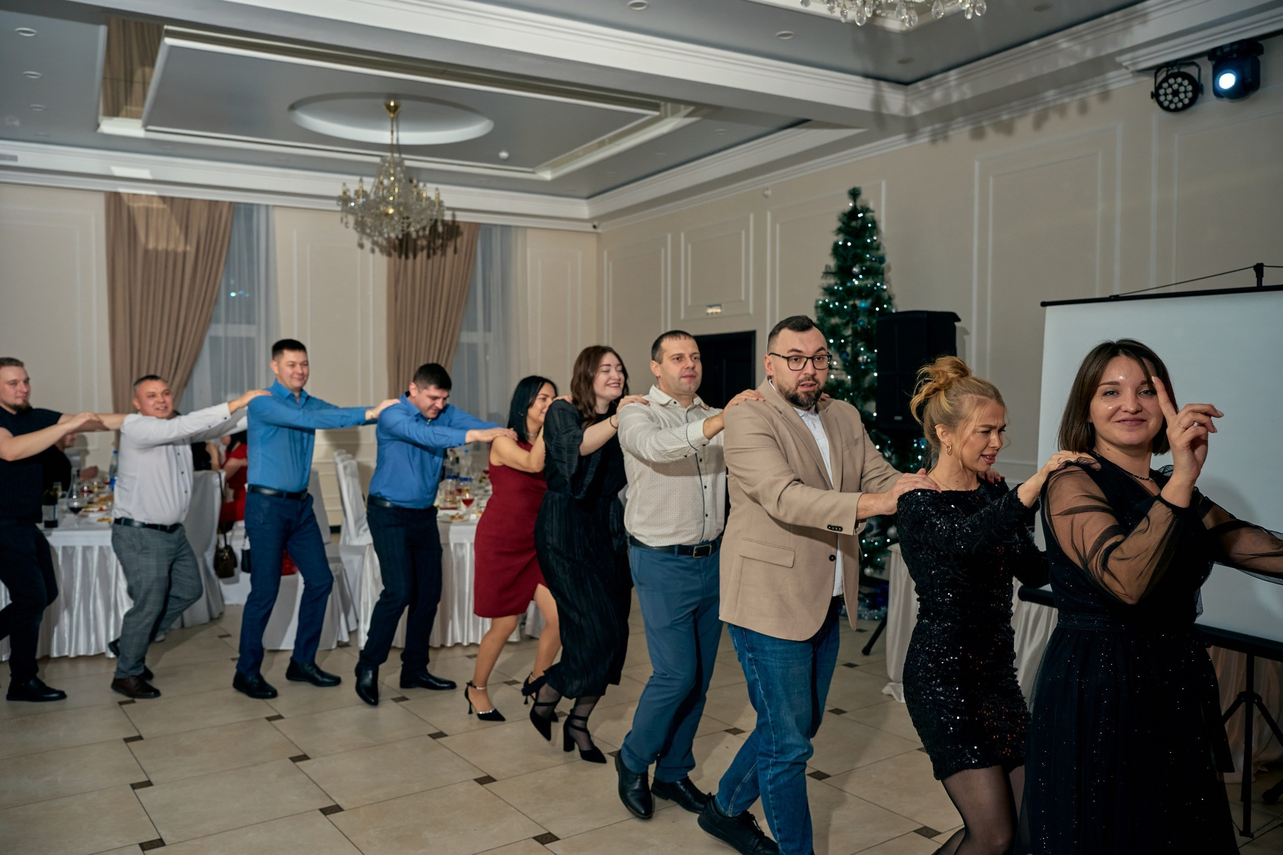 Корпоративный фотограф в Тюмени Александр Шалагин