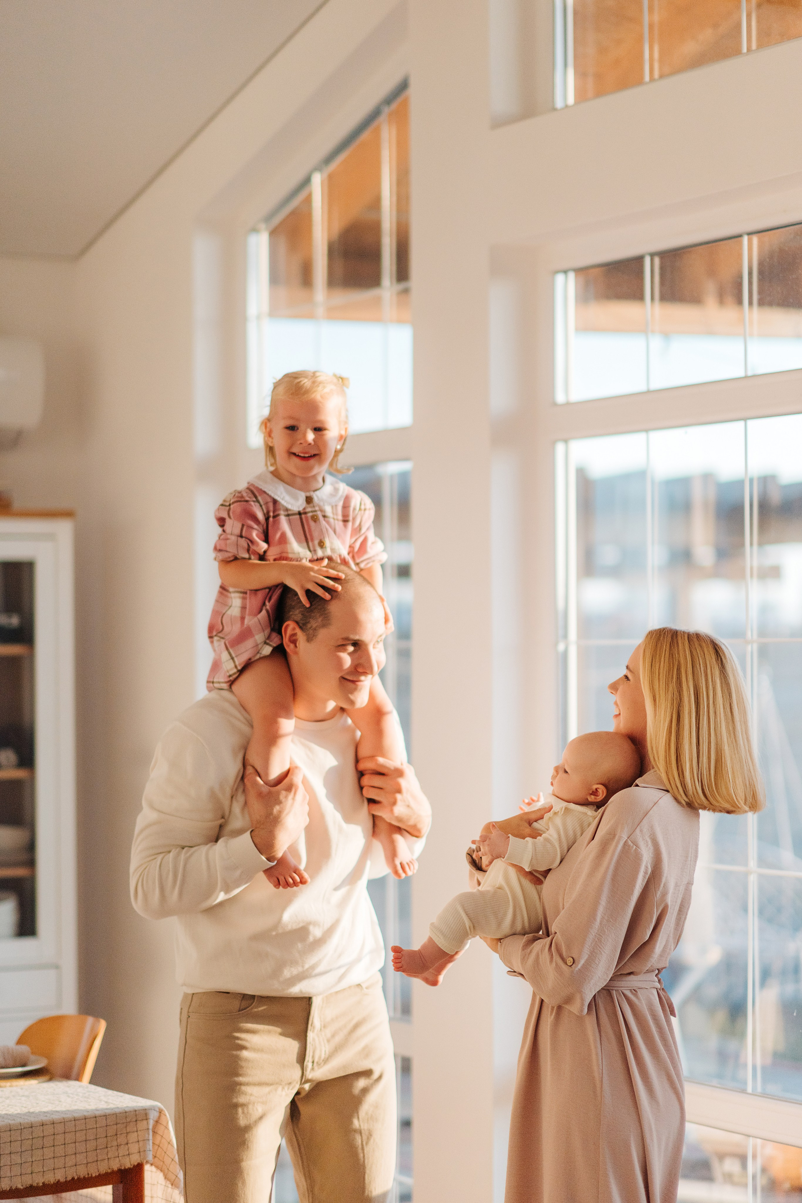 Жора, Оля, Ульяна и Мира. Свадебный и семейный фотограф в Ростове-на-Дону Дарья Герасименко