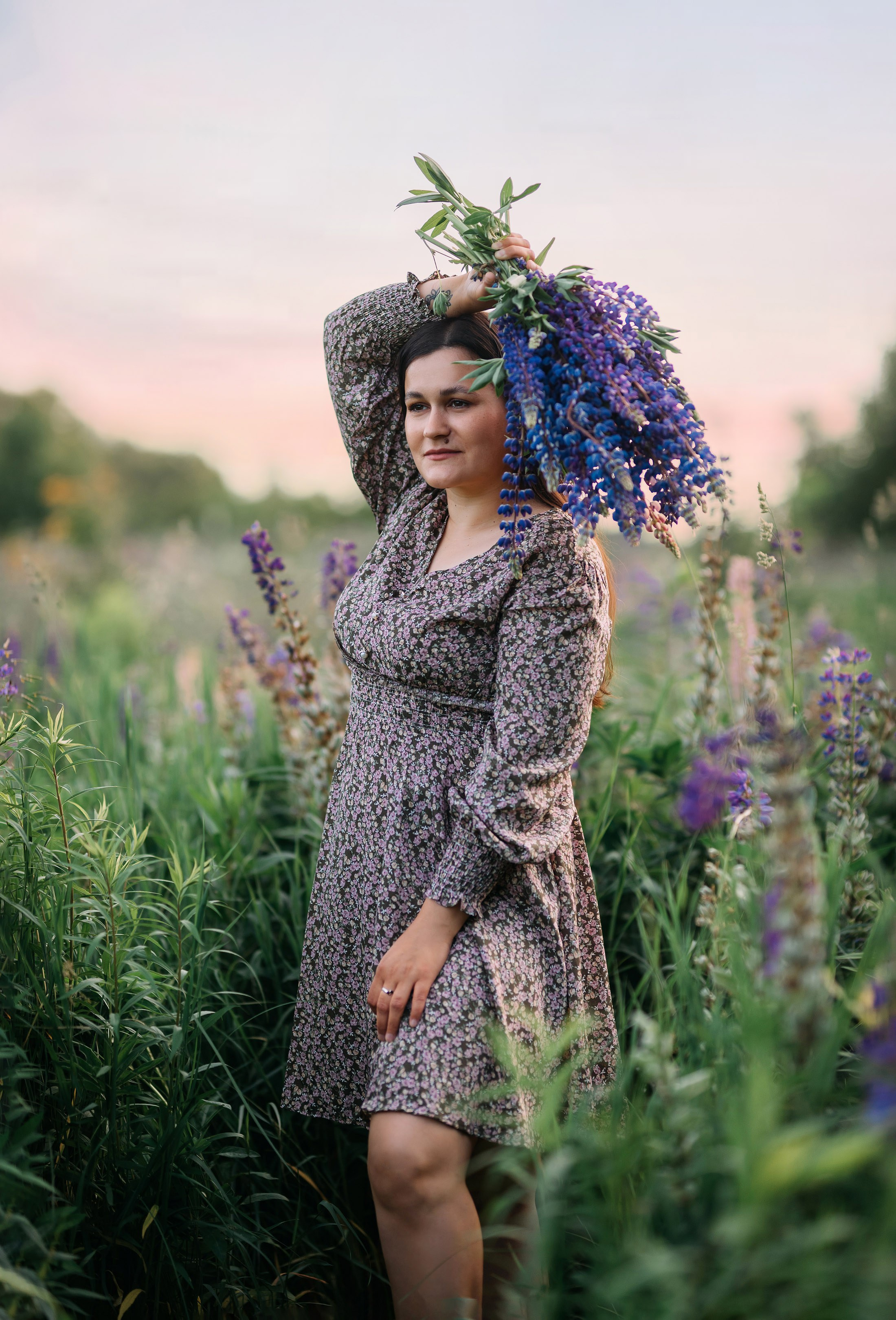 Анна в люпинах. Свадебный и семейный фотограф в Туле Ксения Сильвер