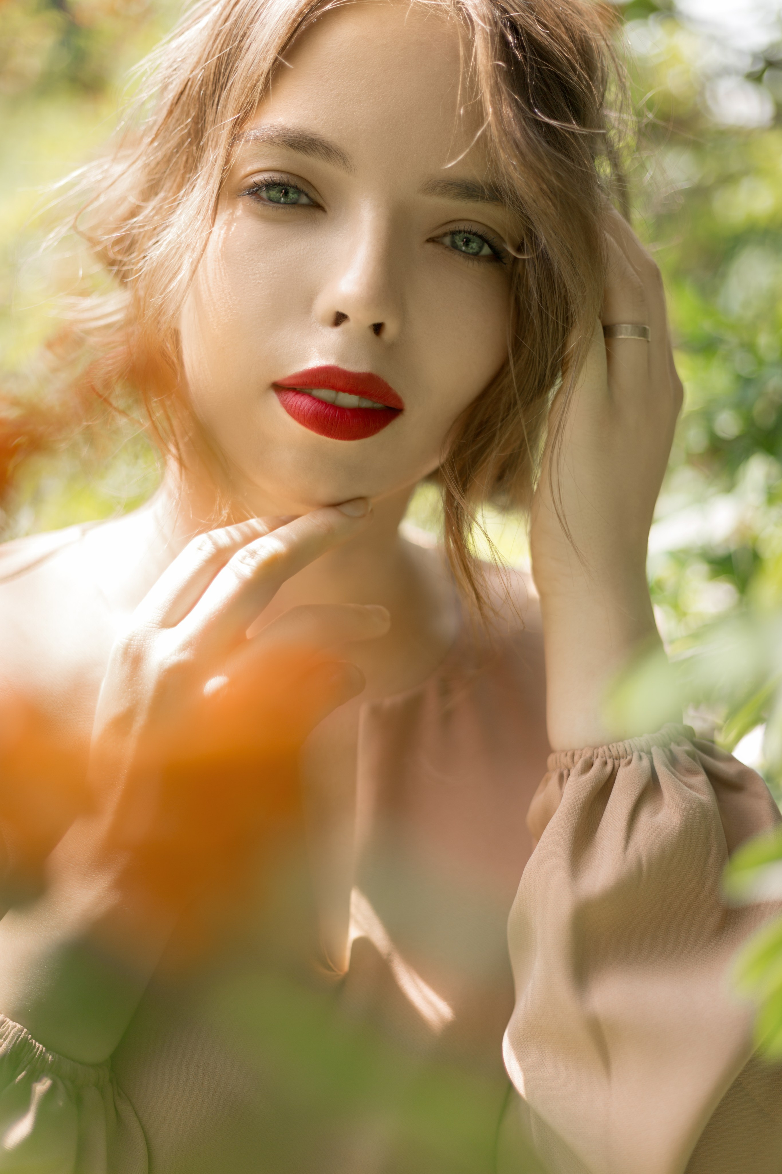 Художественный портрет на свежем воздухе. Фотограф в Новосибирске Краснова Евгения
