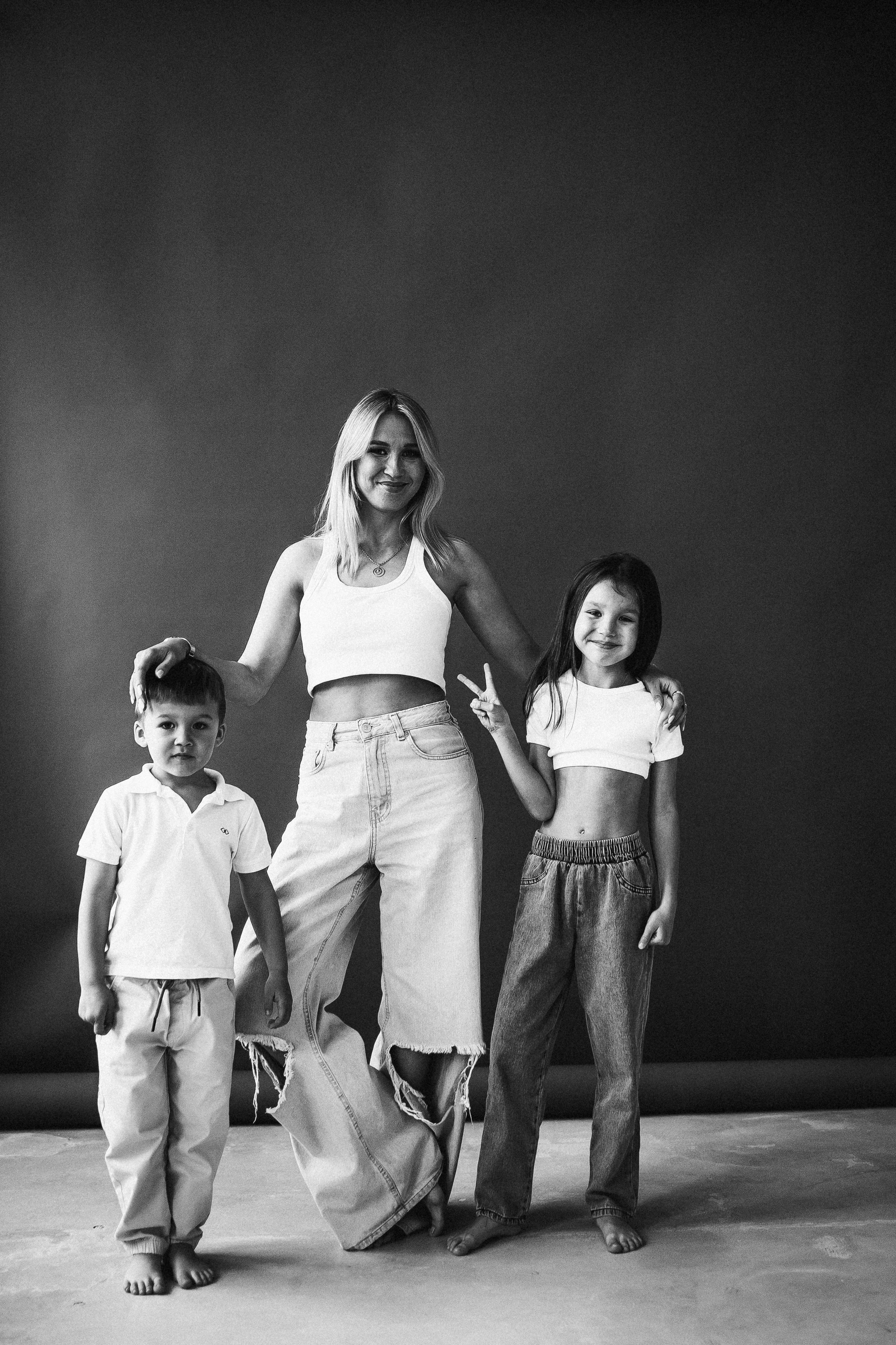 Женя с детками. Семейная съемка — это красивый способ признаться своей семье в любви