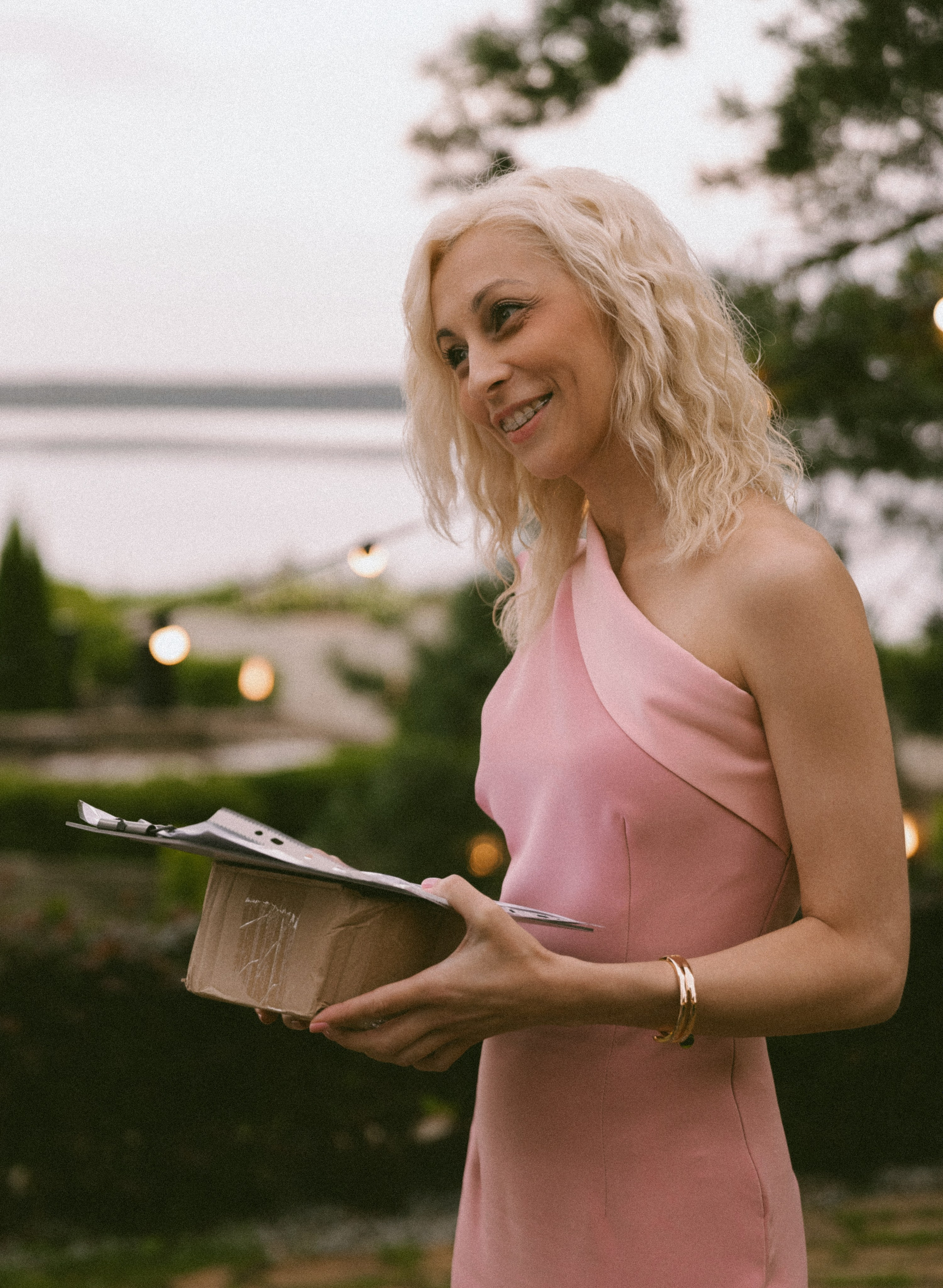 Держи меня крепче