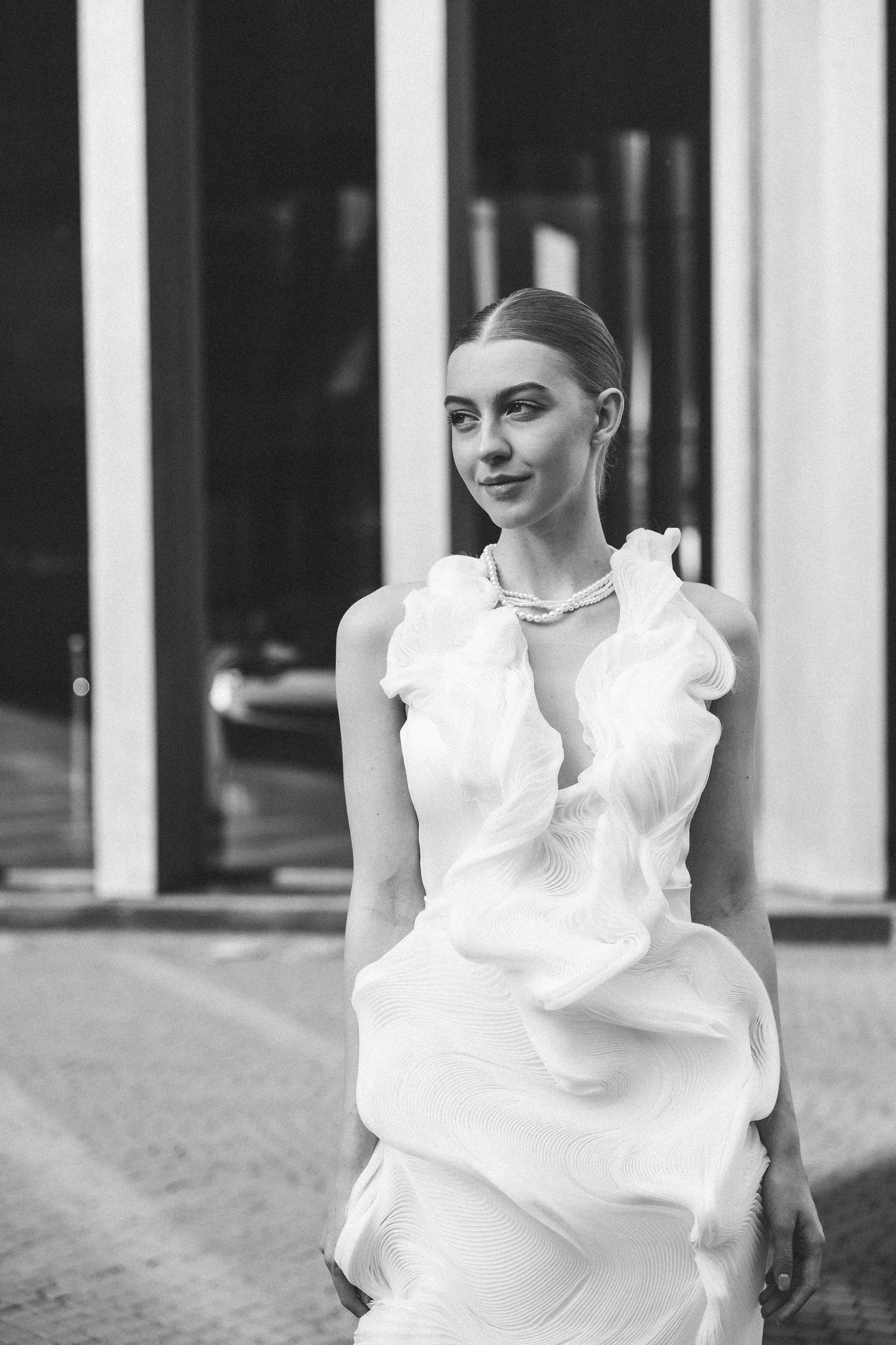 Свадебная фотосессия в Барвиха Luxury Village. Свадебный фотограф в Москве — Оскар Гелманов