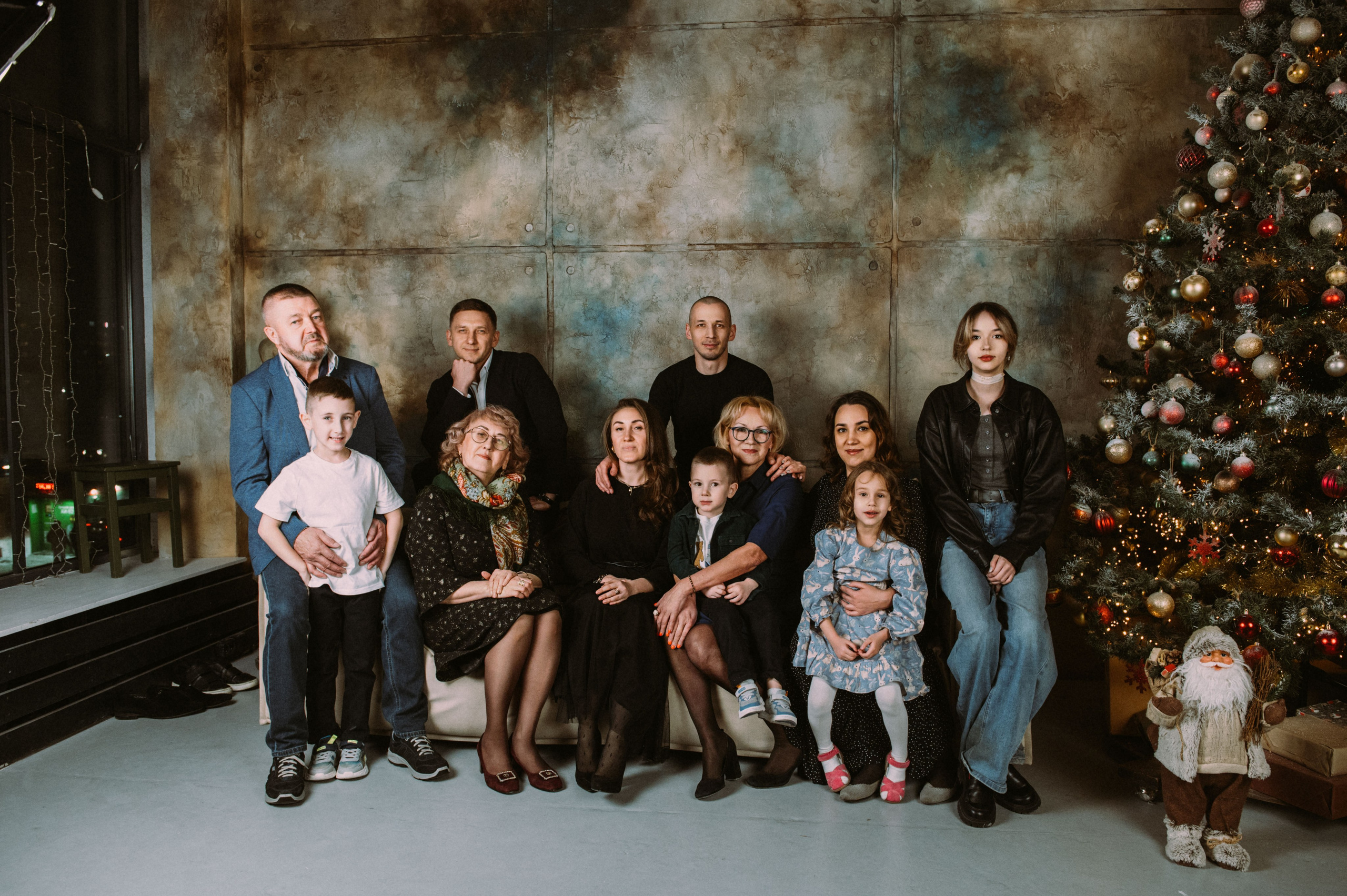 Большая семья собралась вместе на Новый год. Фотограф в Сургуте Светлана Гибадуллина