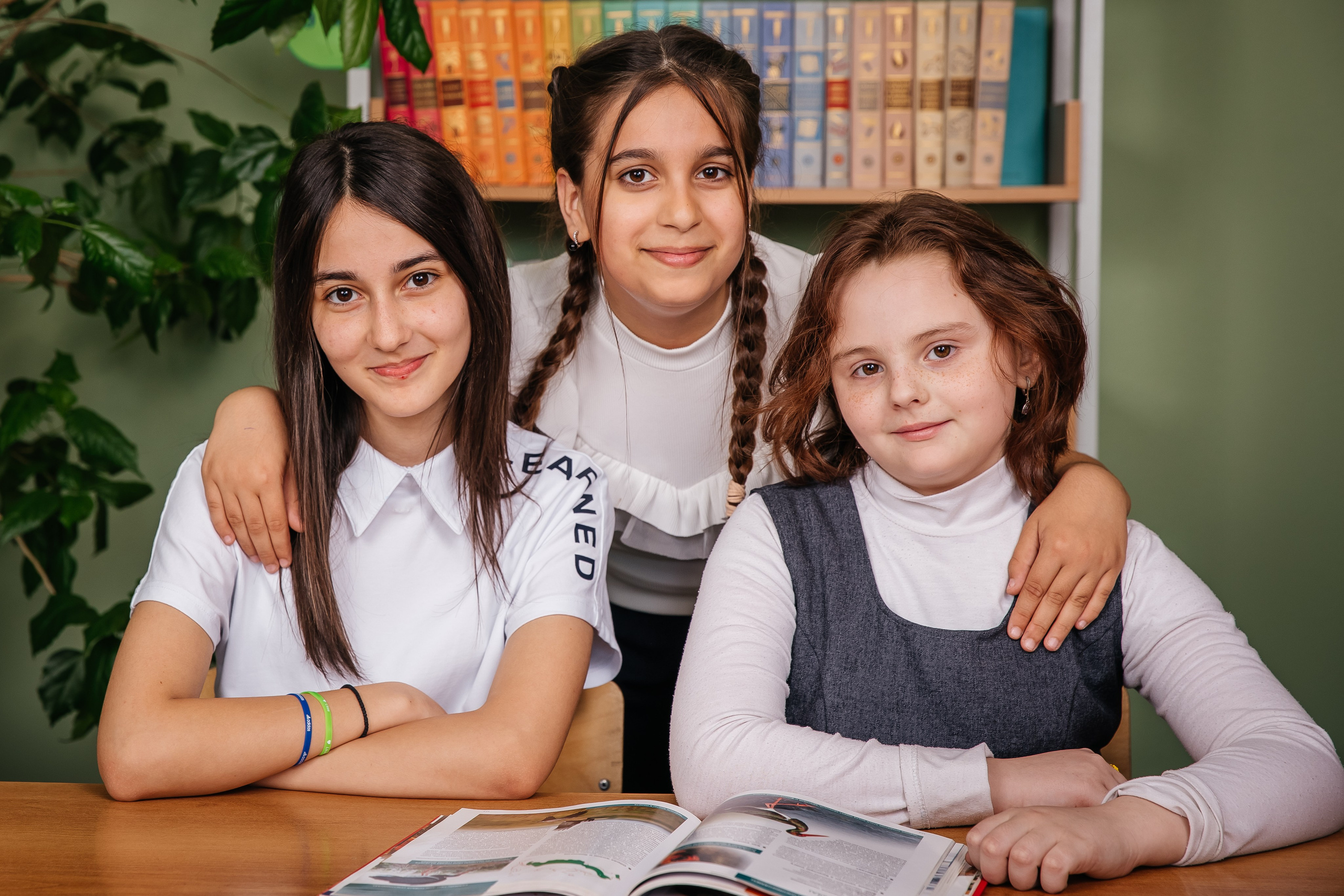 Фотосессия в начальной школе Крымск. Фотограф Любава Колесник. Выпускные альбомы в Крымском районе