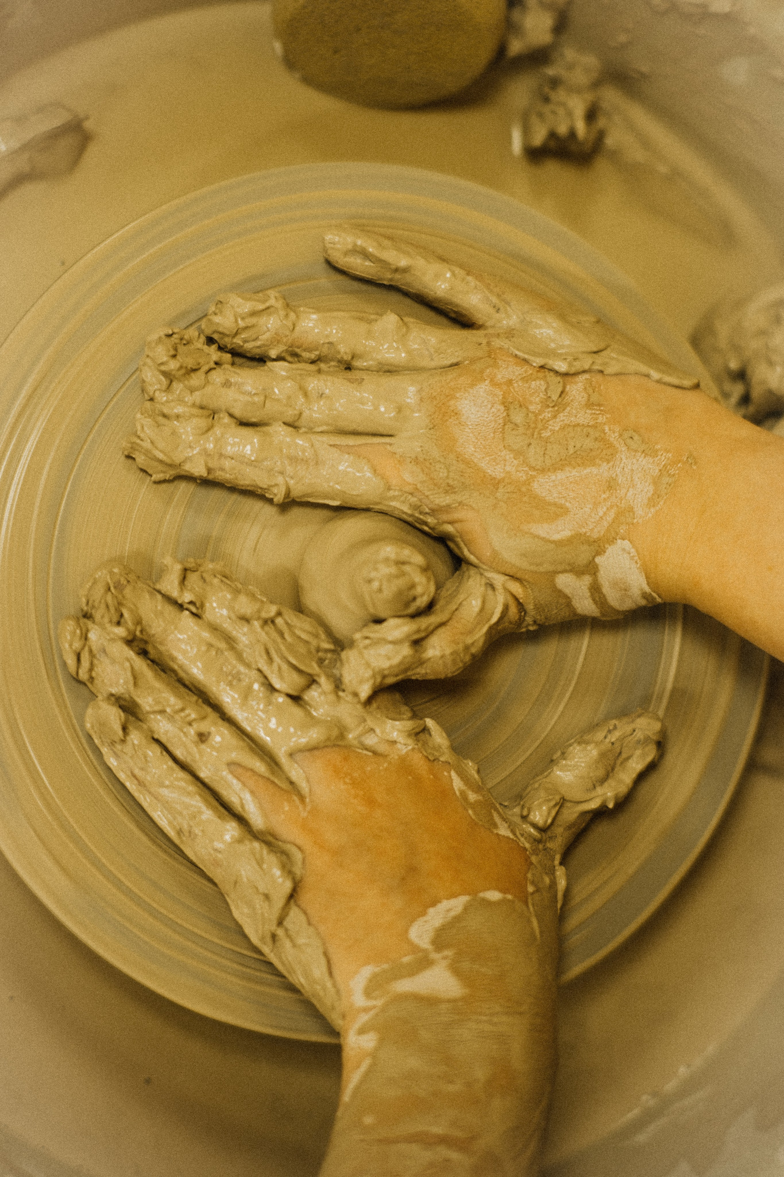 Контент для студии керамики «Flowers & Chill». Коммерческий и Портретный Фотограф Симферополь Крым Максим Махо