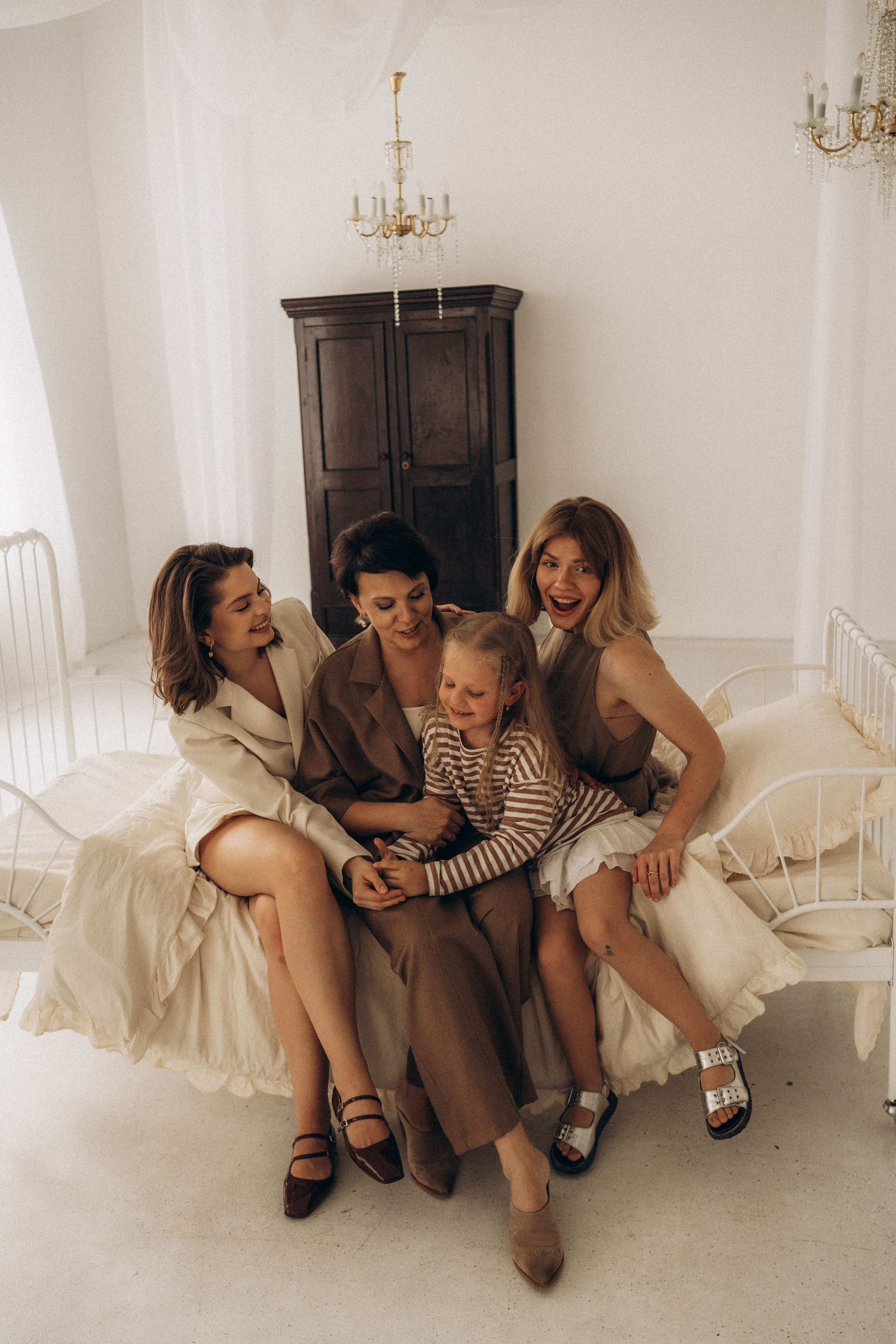 Family — дом/студия. Семейный фотограф Егор Веденин