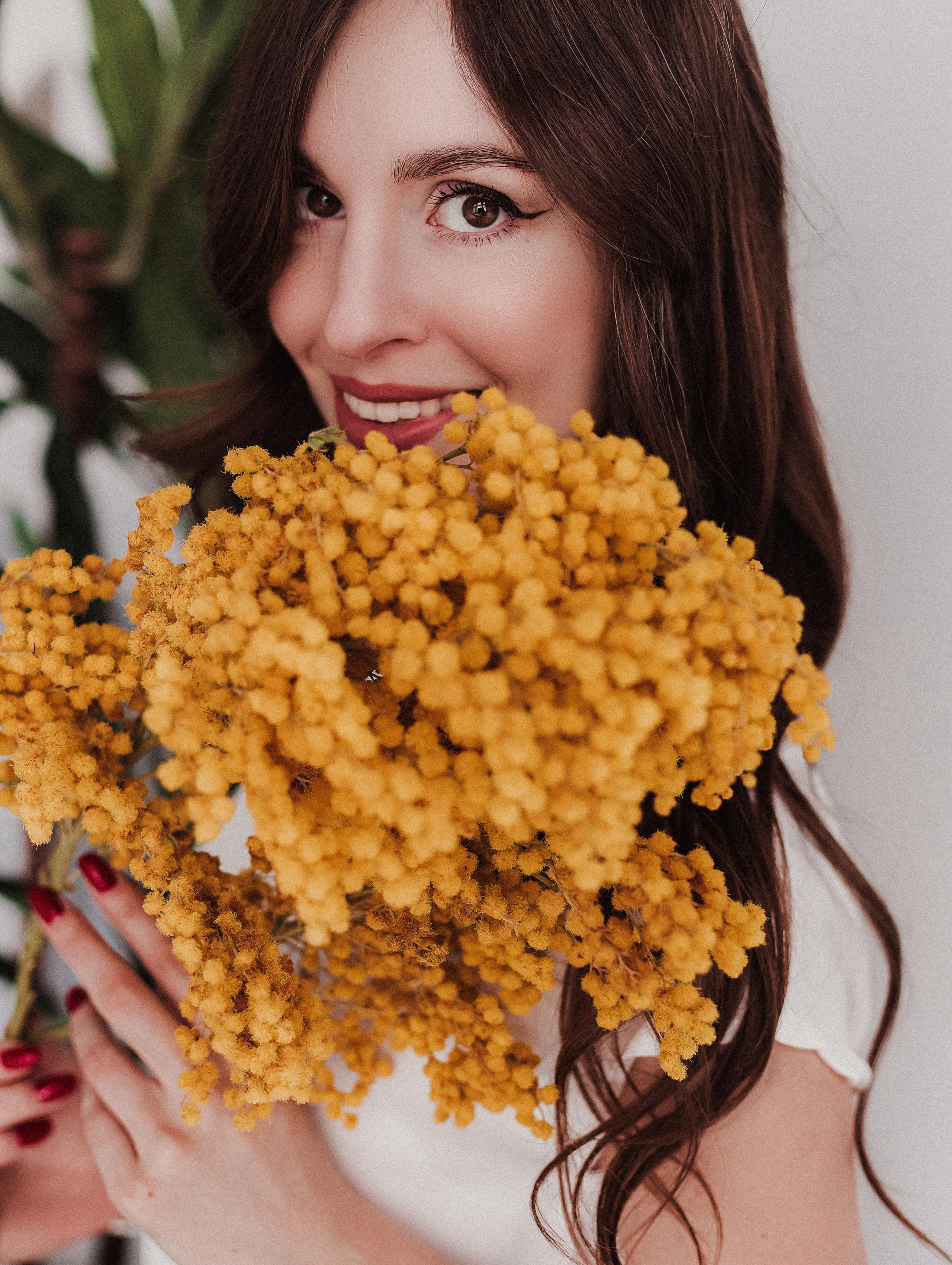 Катерина и мимозовое облако. Mariam Bagdasaryan