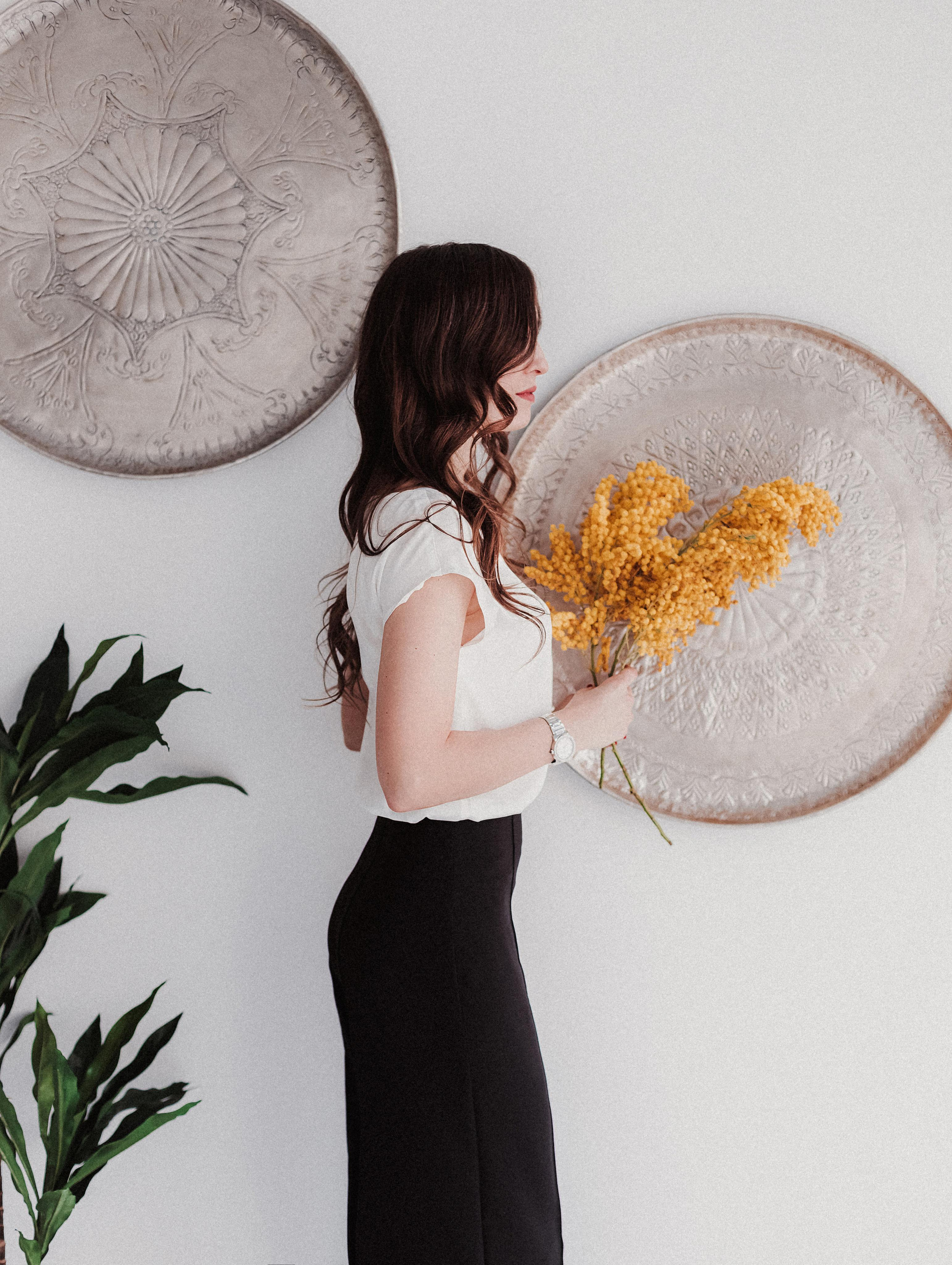 Катерина и мимозовое облако. Mariam Bagdasaryan