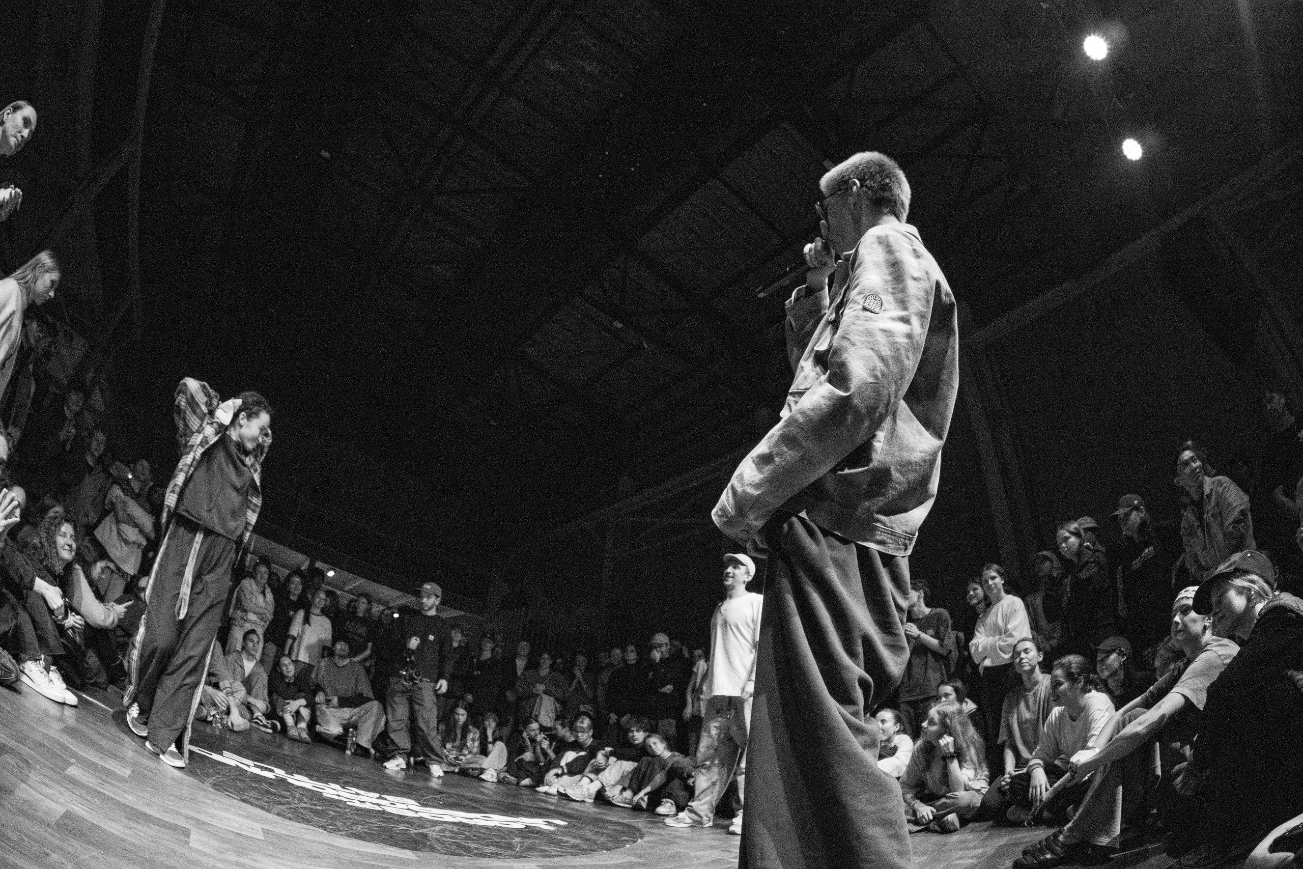 LORDS OF THE UNDERGROUND 27/10/25 (@youlovebu). Соня бу тебя сфоткала