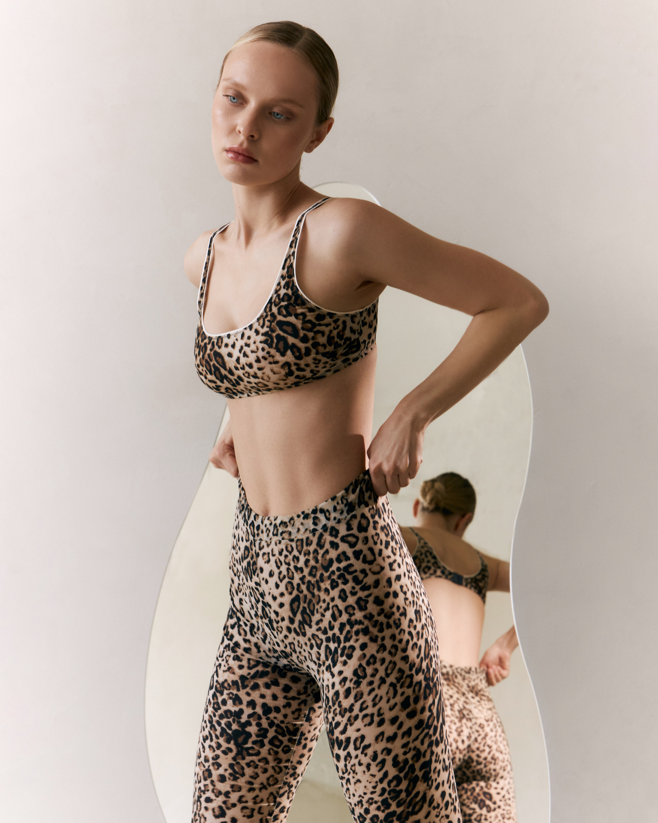 Lookbook «Mirrors» for Schedar brand. Fashion and model test photographer based in Dubai and Abu-Dhabi