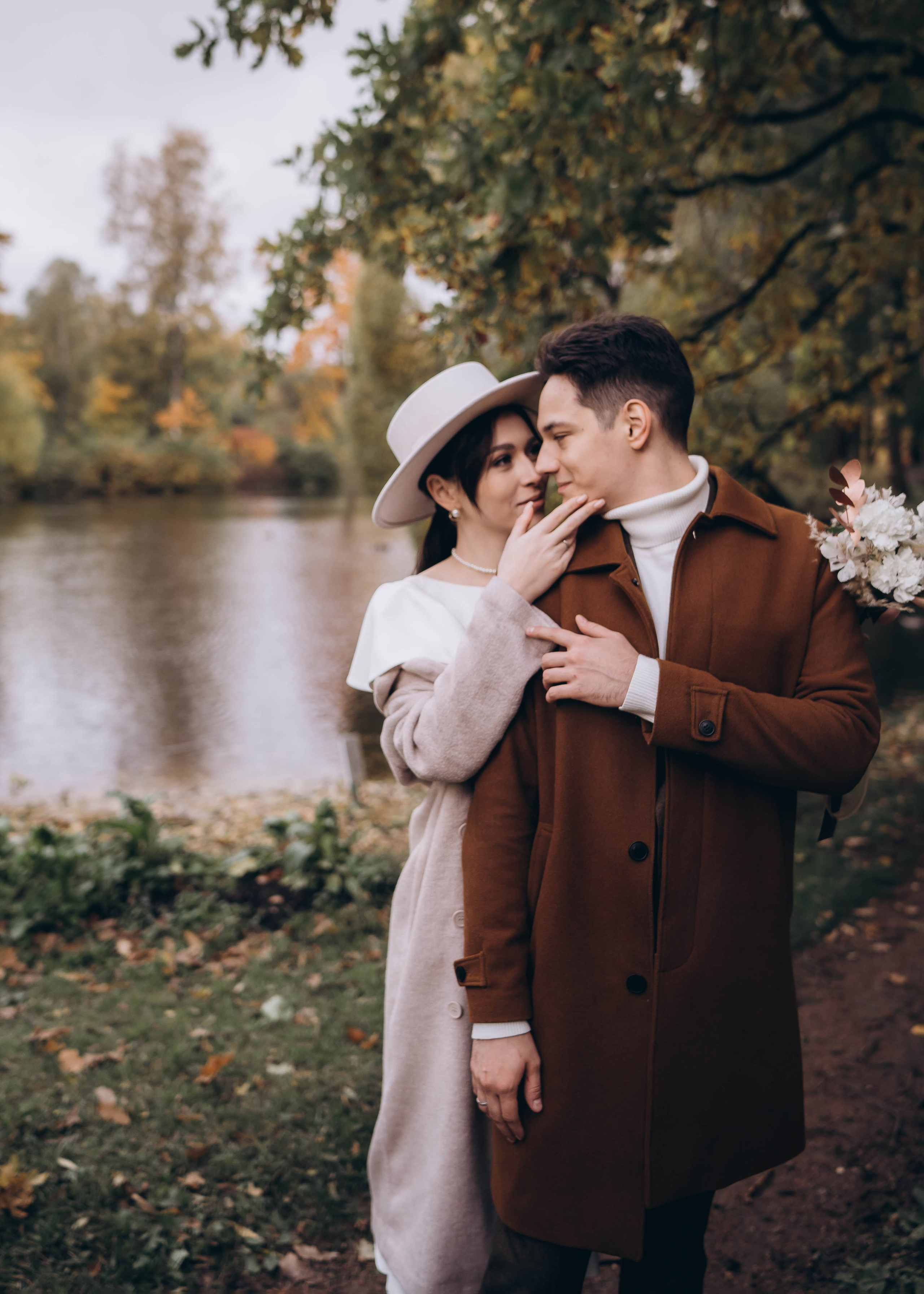 Лавстори в парке. Фотограф Ксения Овтина