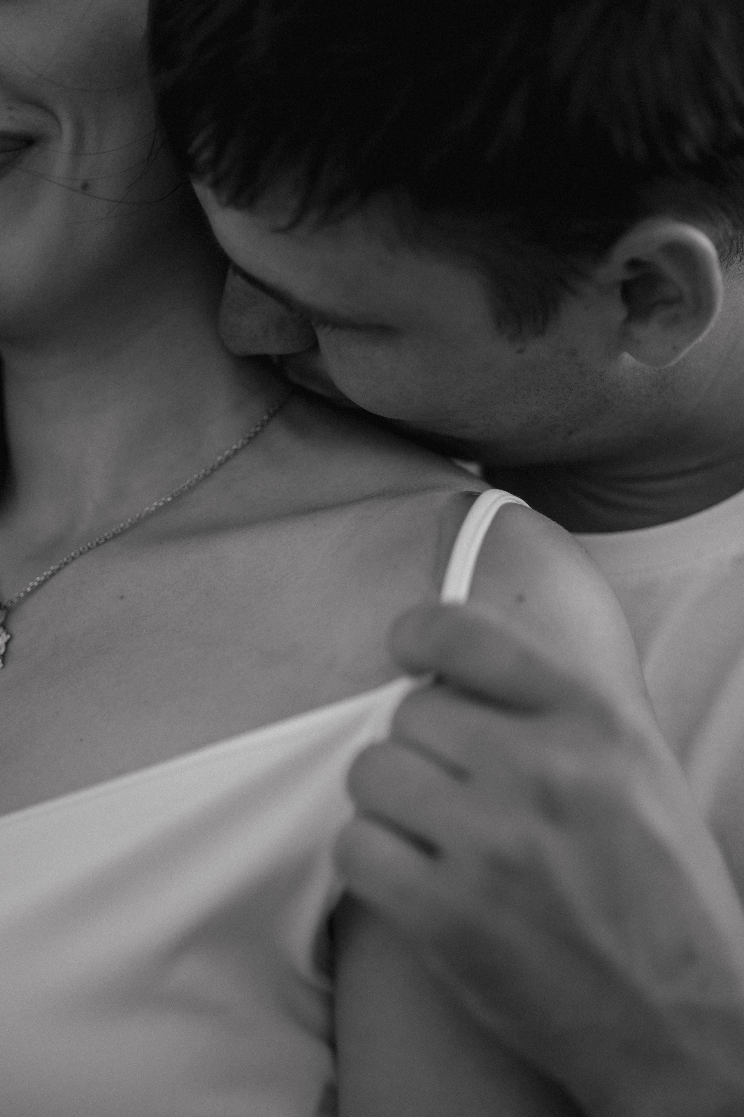 История любви на летнем закате. Семейный и портретный фотограф в Геленджике Любовь Бодрова