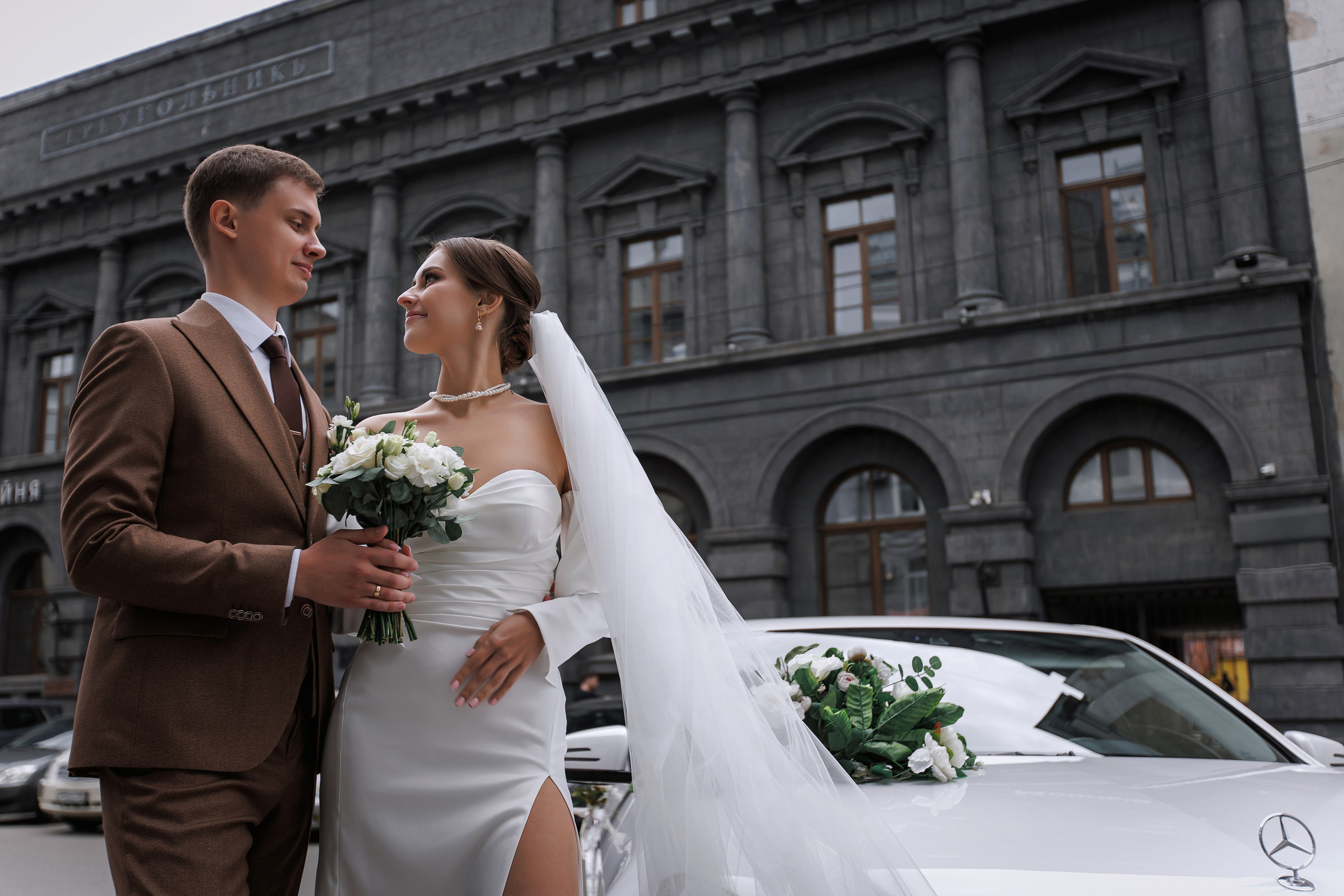 Ирина и Егор. Свадебный фотограф в Омске Яна Савина