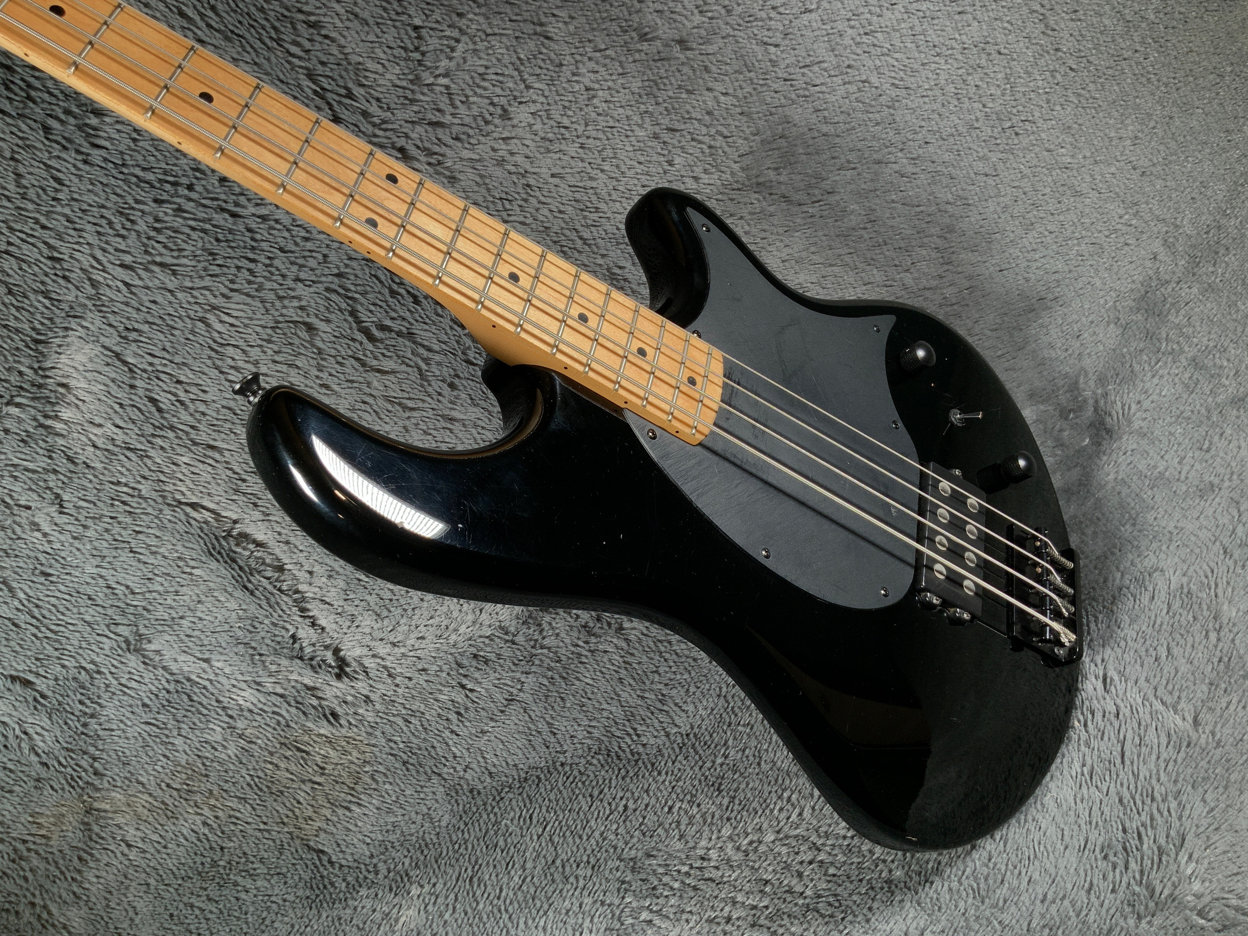 Fernandes Atlas Bass. Гитары