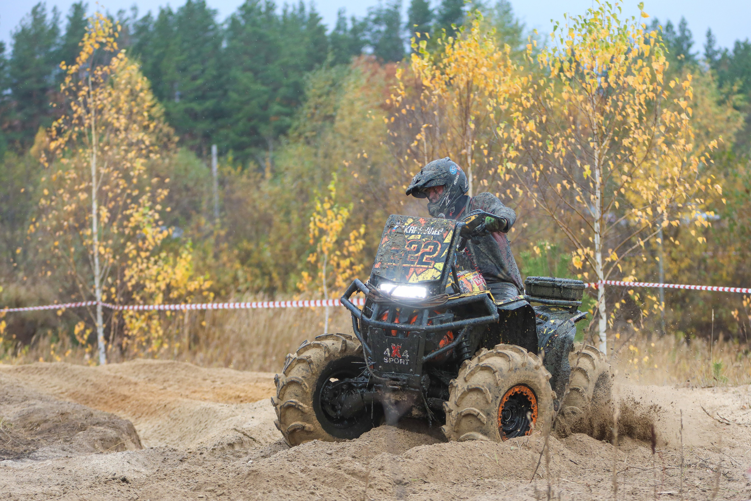 Гонки на квадроциклах Грязевое кольцо. Спортивный фотограф в Самаре
