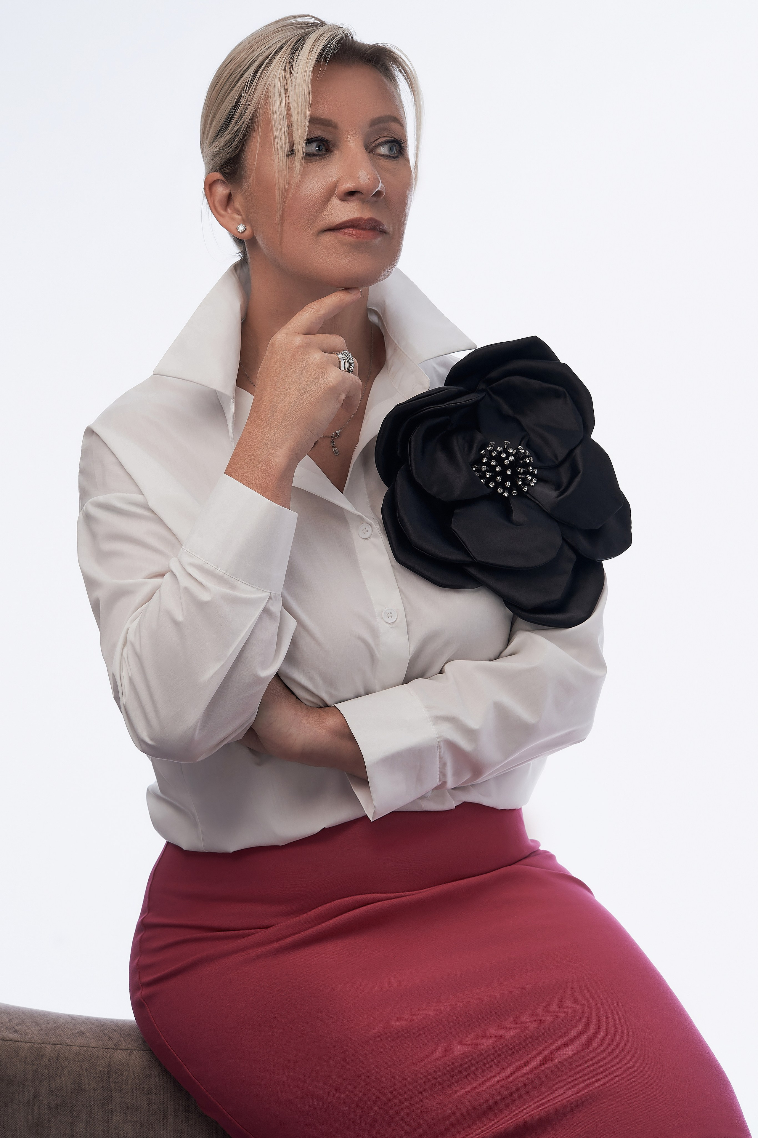 Мария Захарова портрет